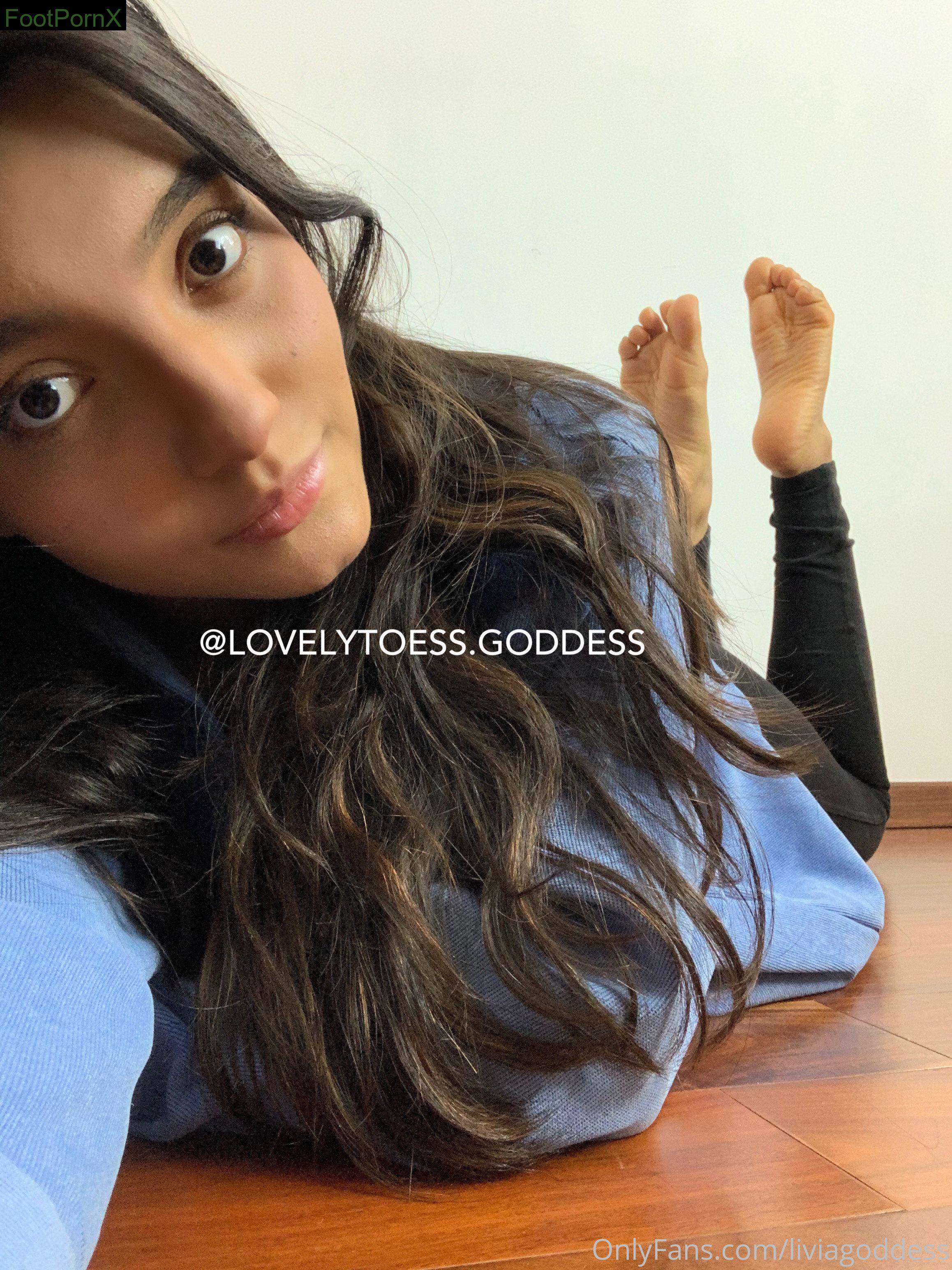 liviagoddess feet photo 14