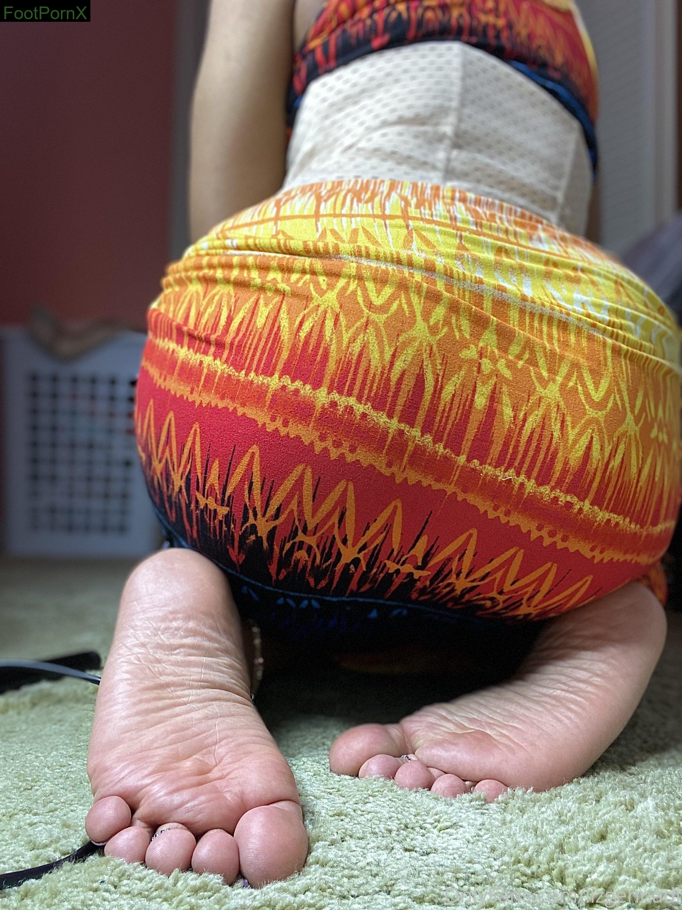 lizgennadi feet photo 12