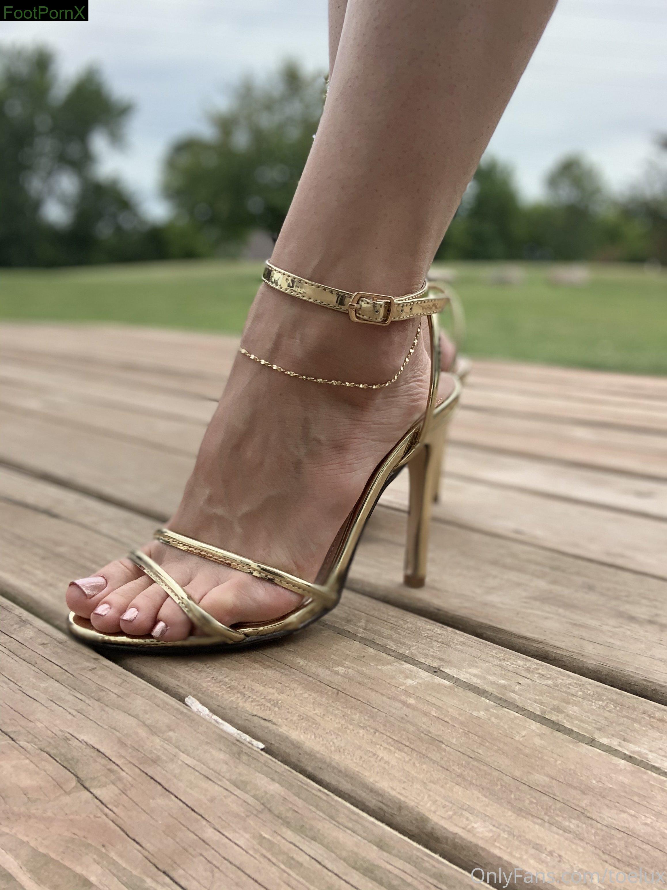 toeluxx feet photo 14