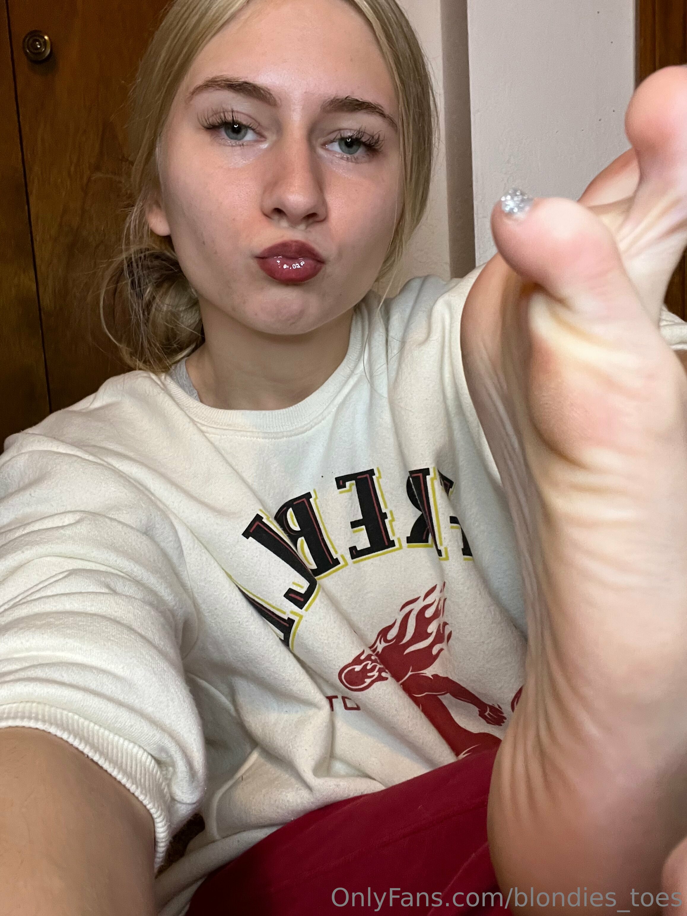 brees_feet1 feet photo 21