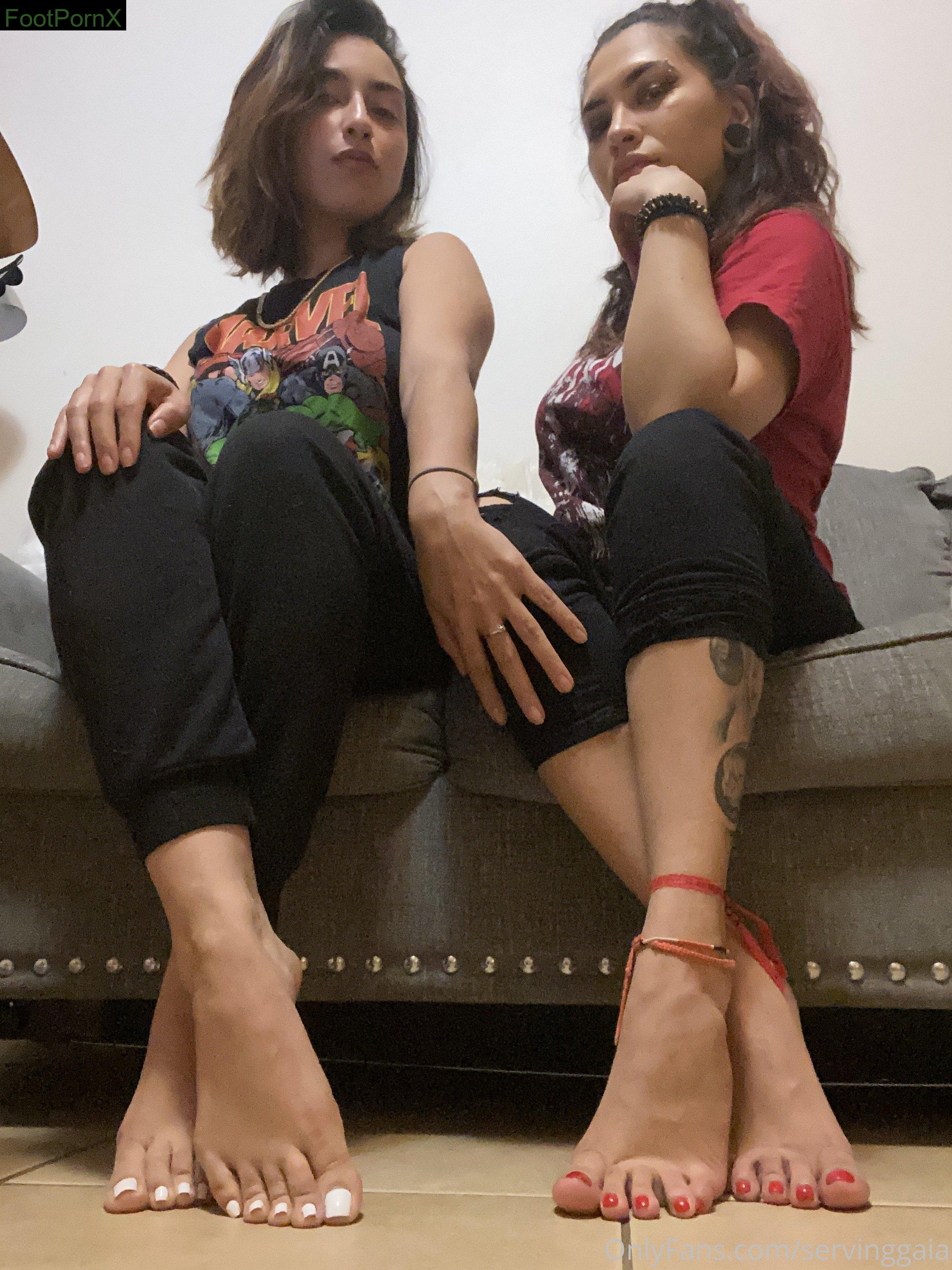 servinggaia feet photo 5