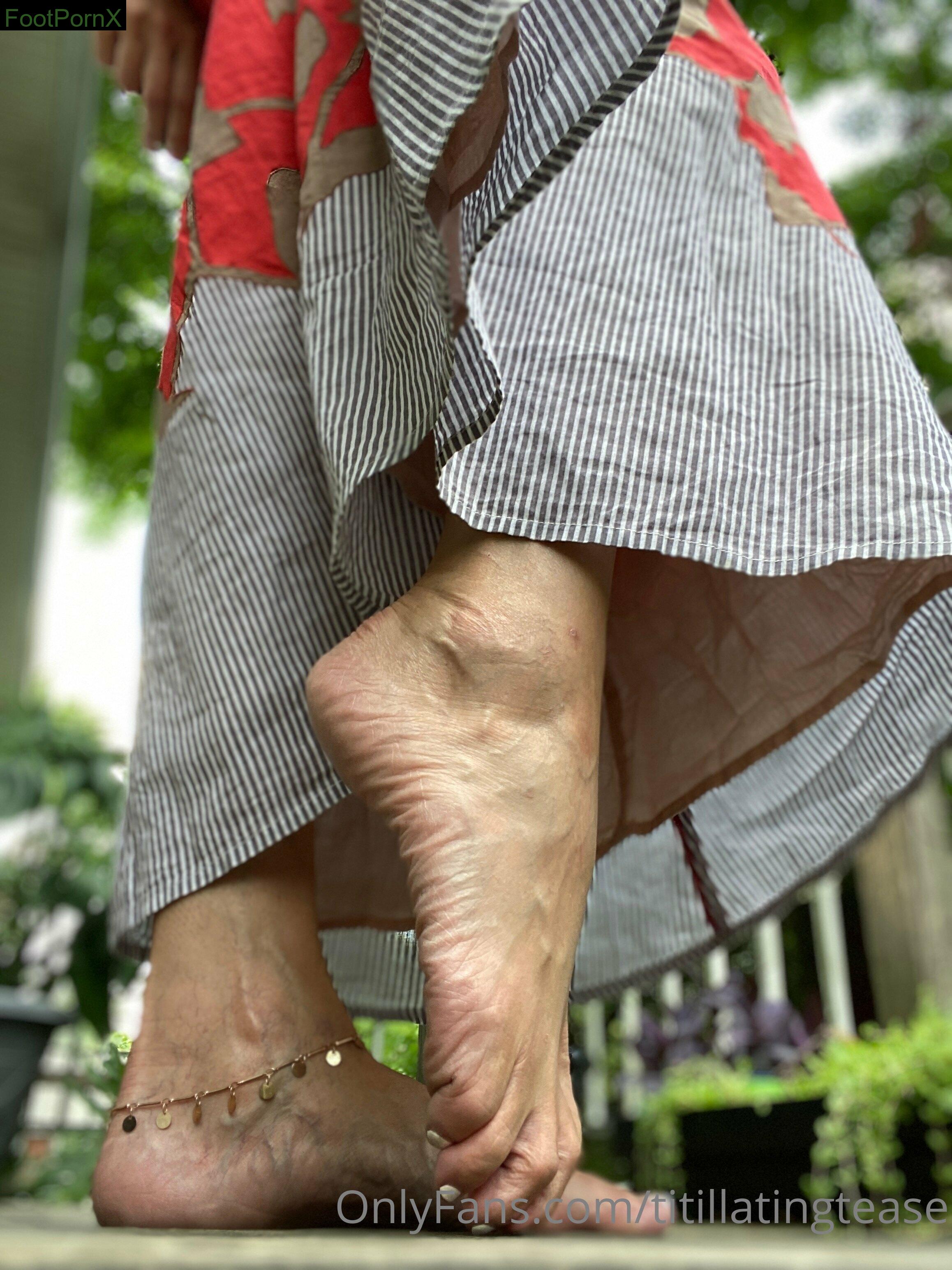 titillatingtease feet photo 18