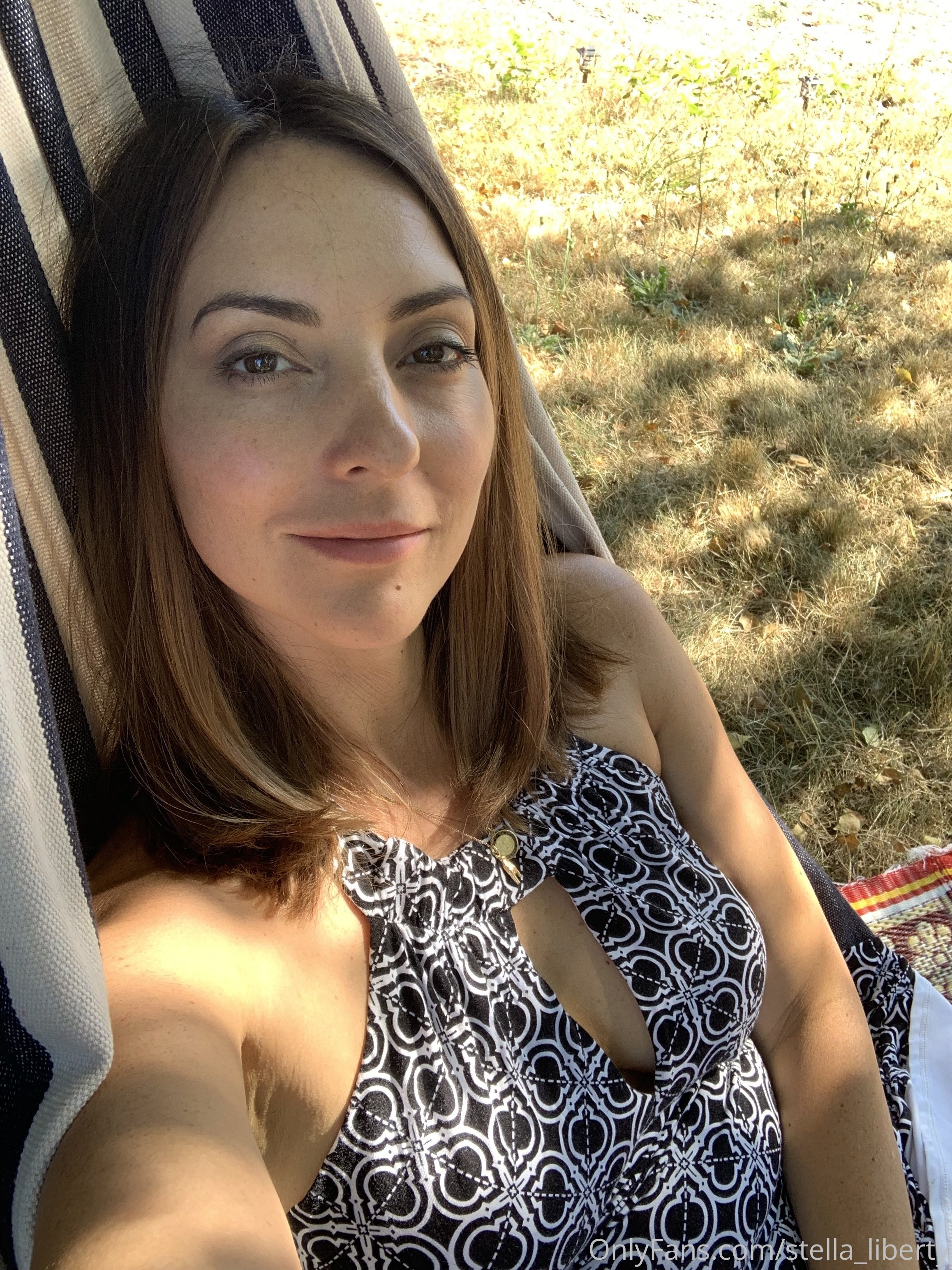 stella_liberty feet photo 19