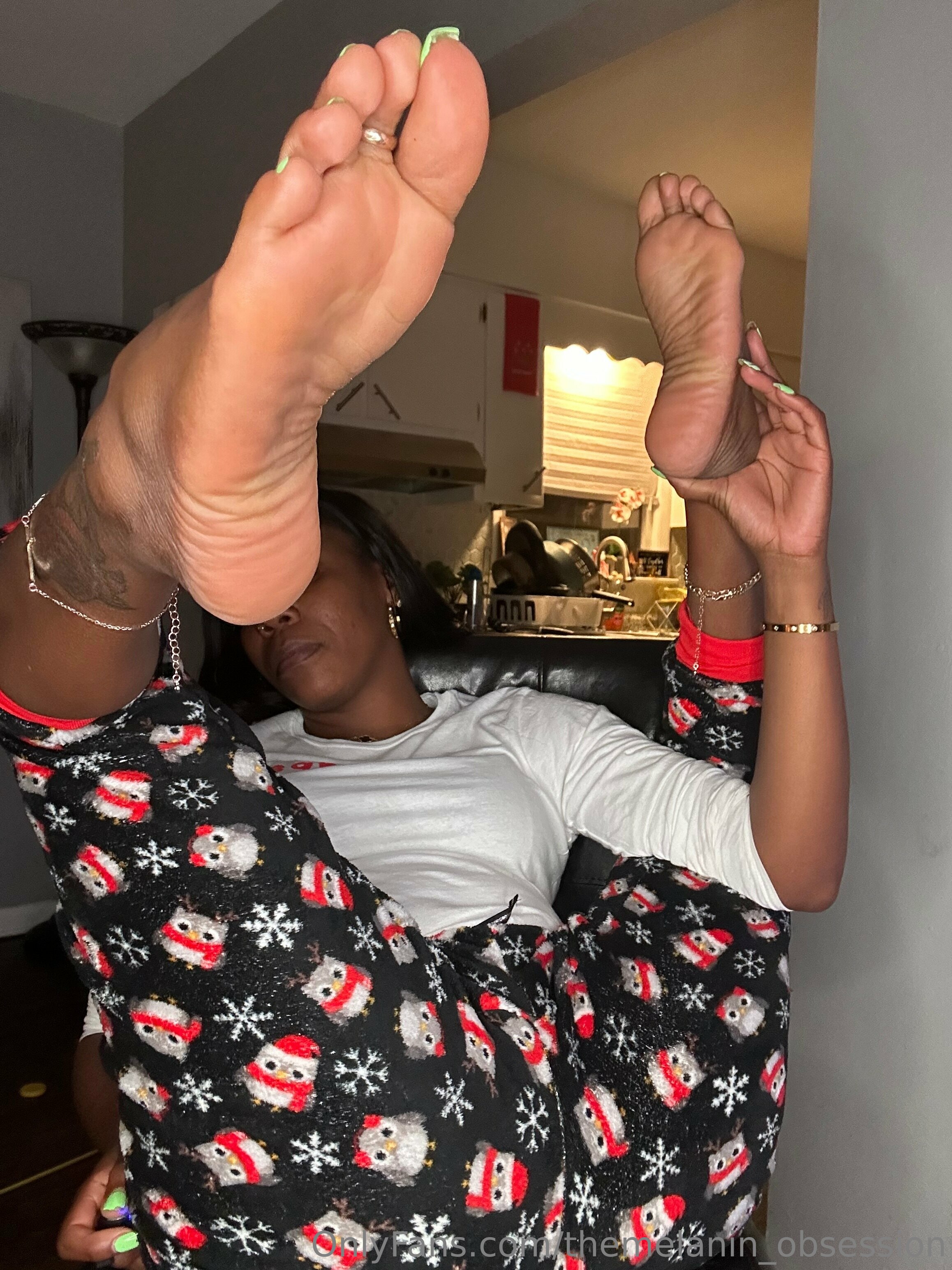 themelanin_obsession feet photo 3