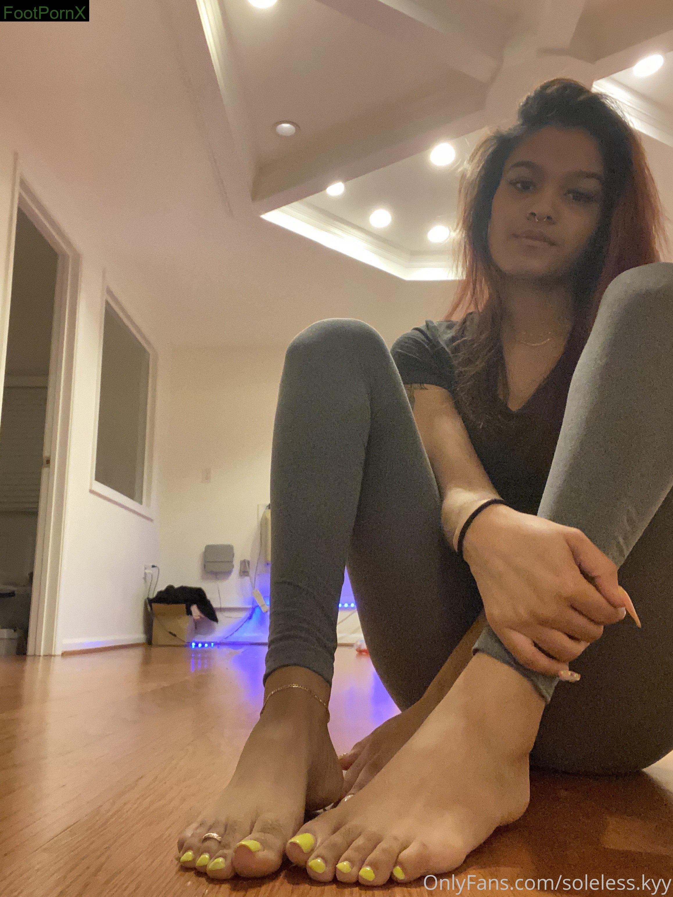 soleless.ky feet photo 13