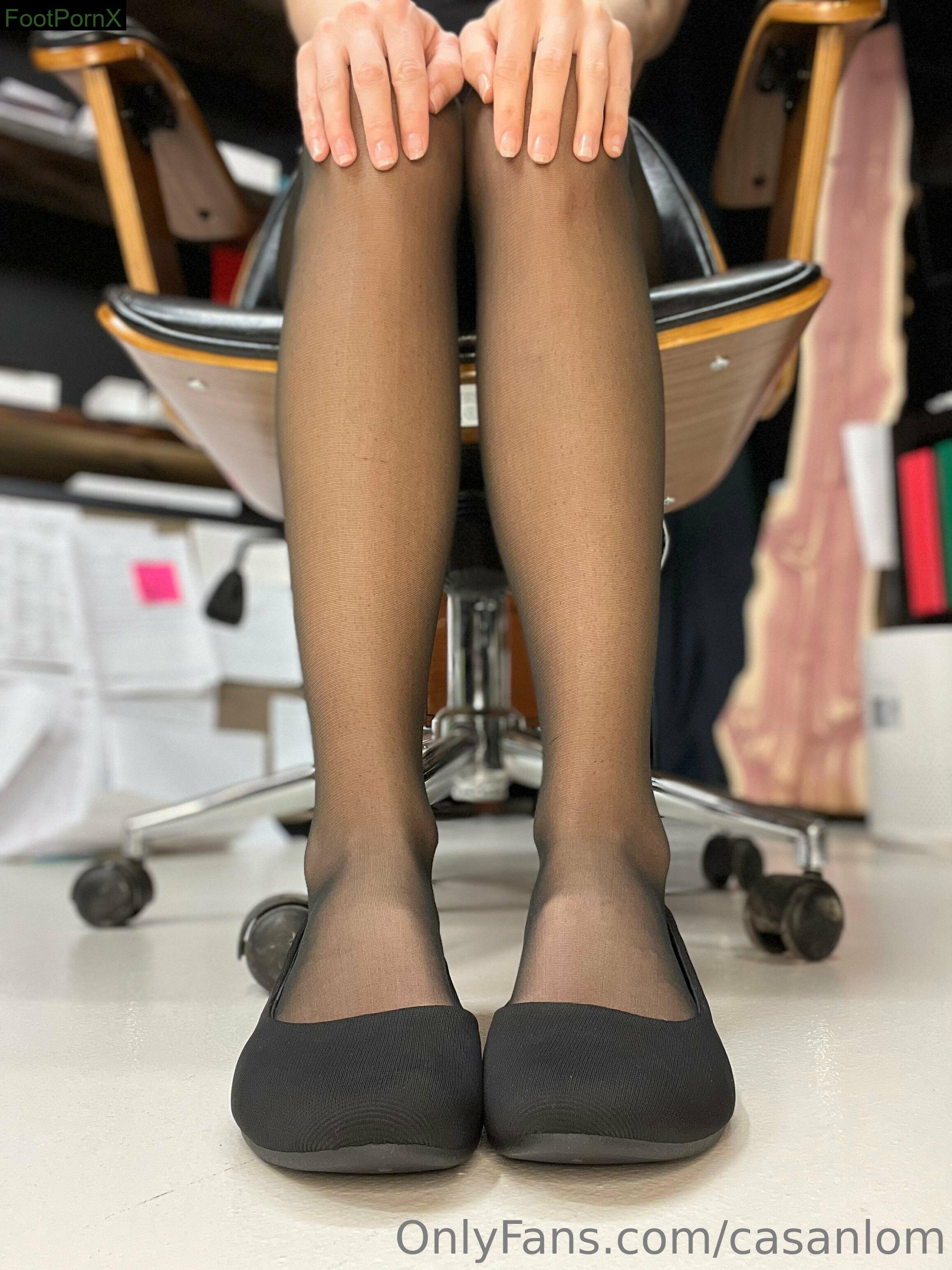 casanlom feet photo 5