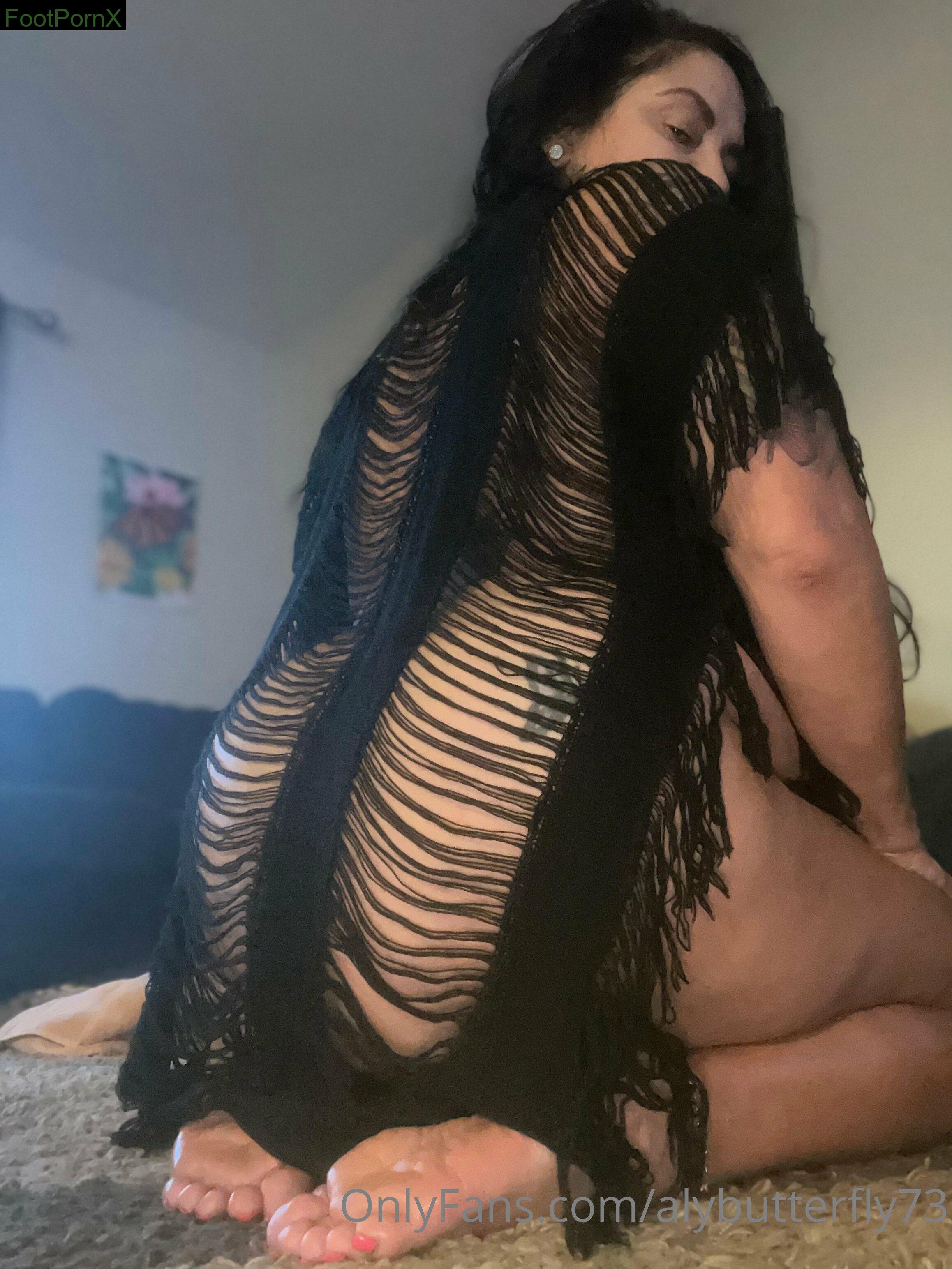 alybutterfly73 feet photo 18