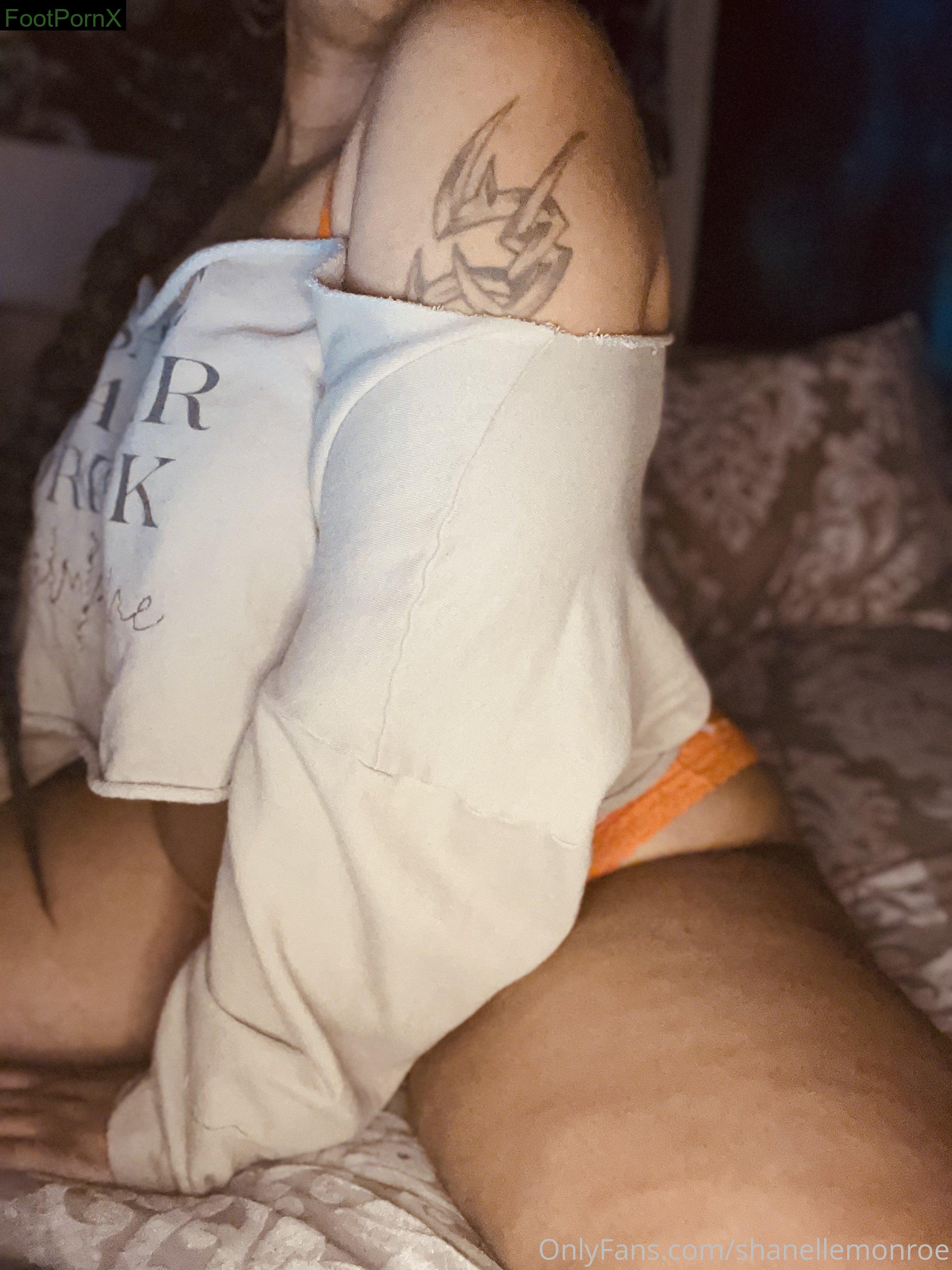 shanellemonroe feet photo 21