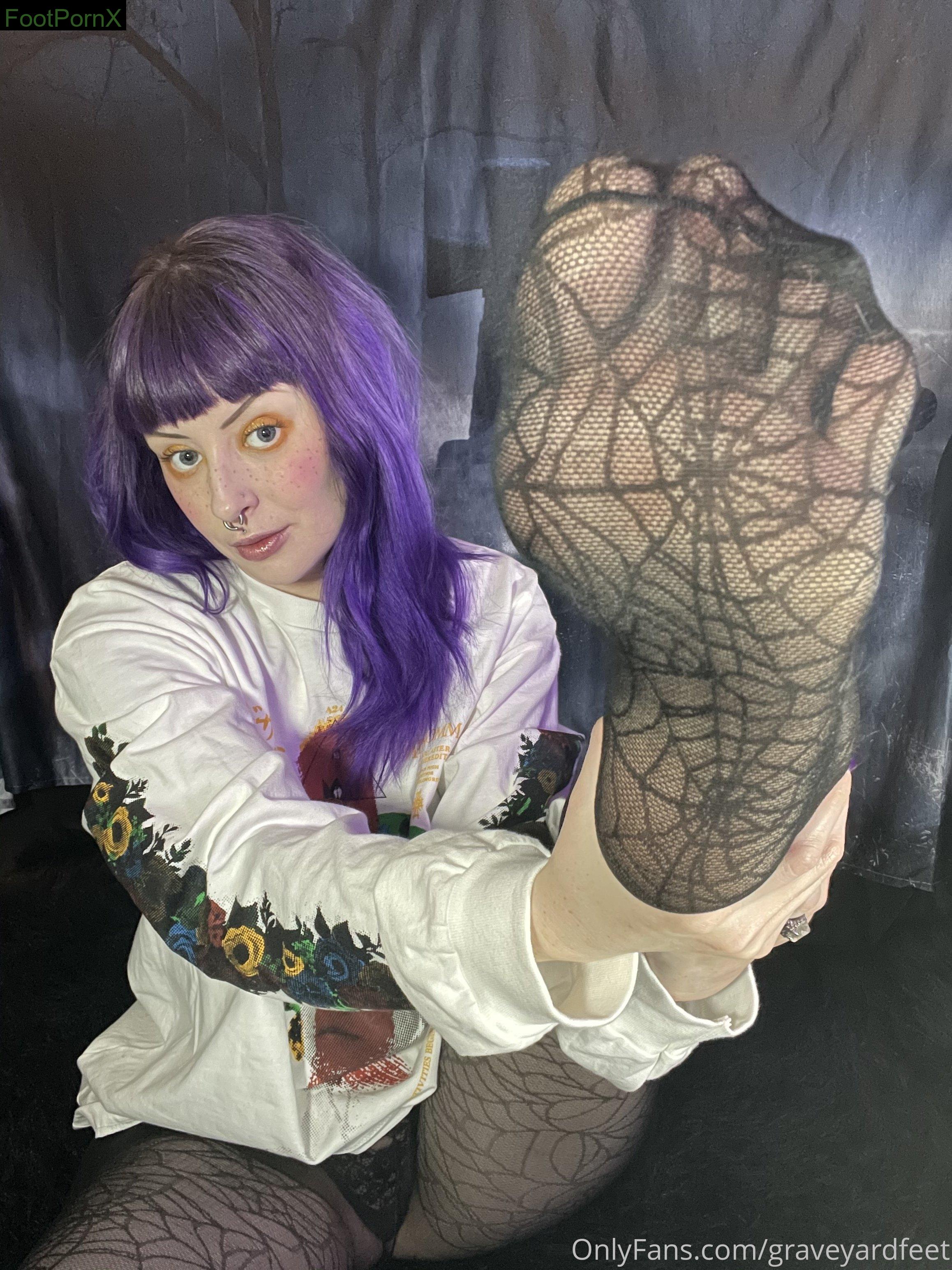 graveyardfeet feet photo 7