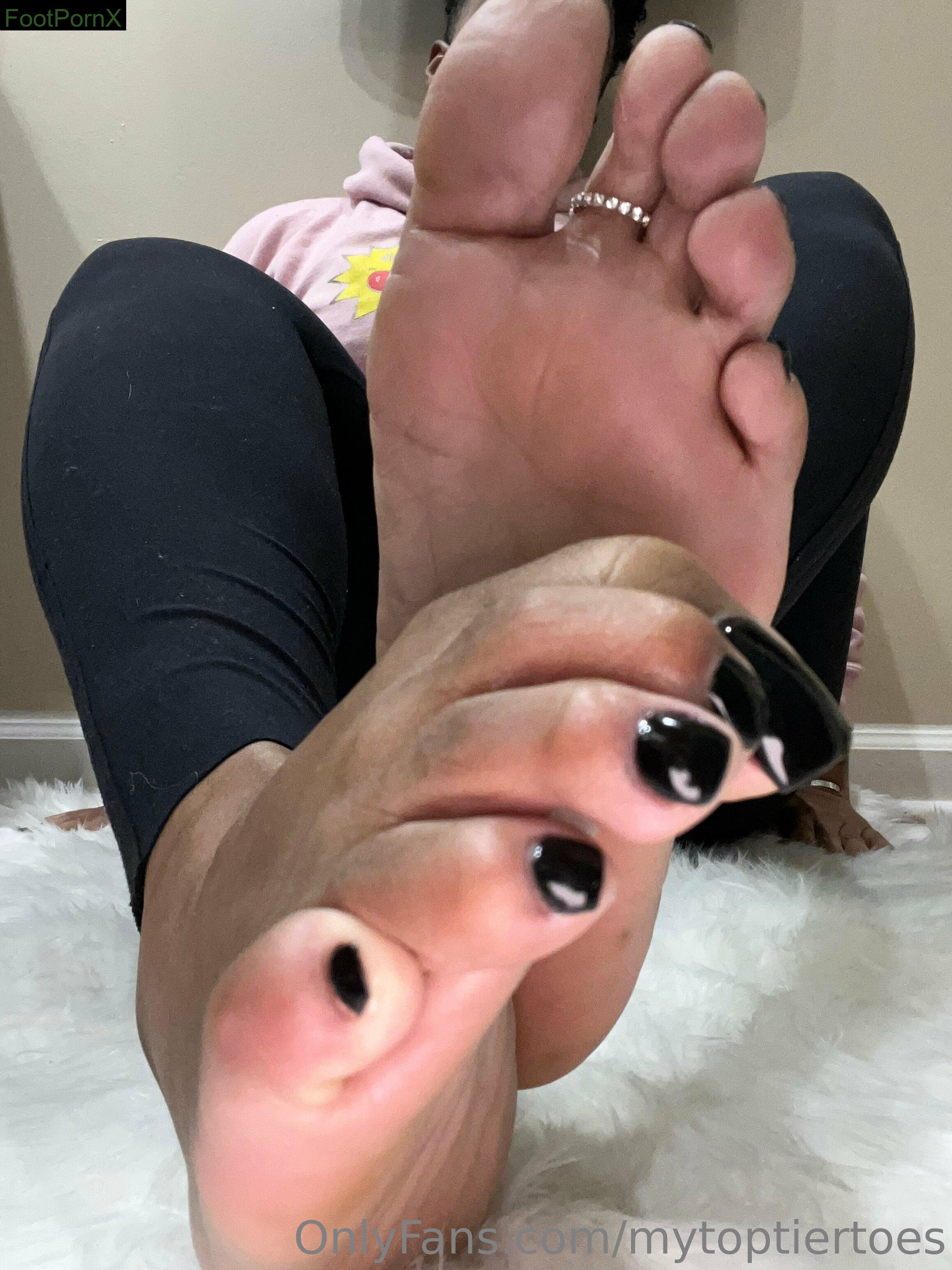 mytoptiertoes feet photo 7