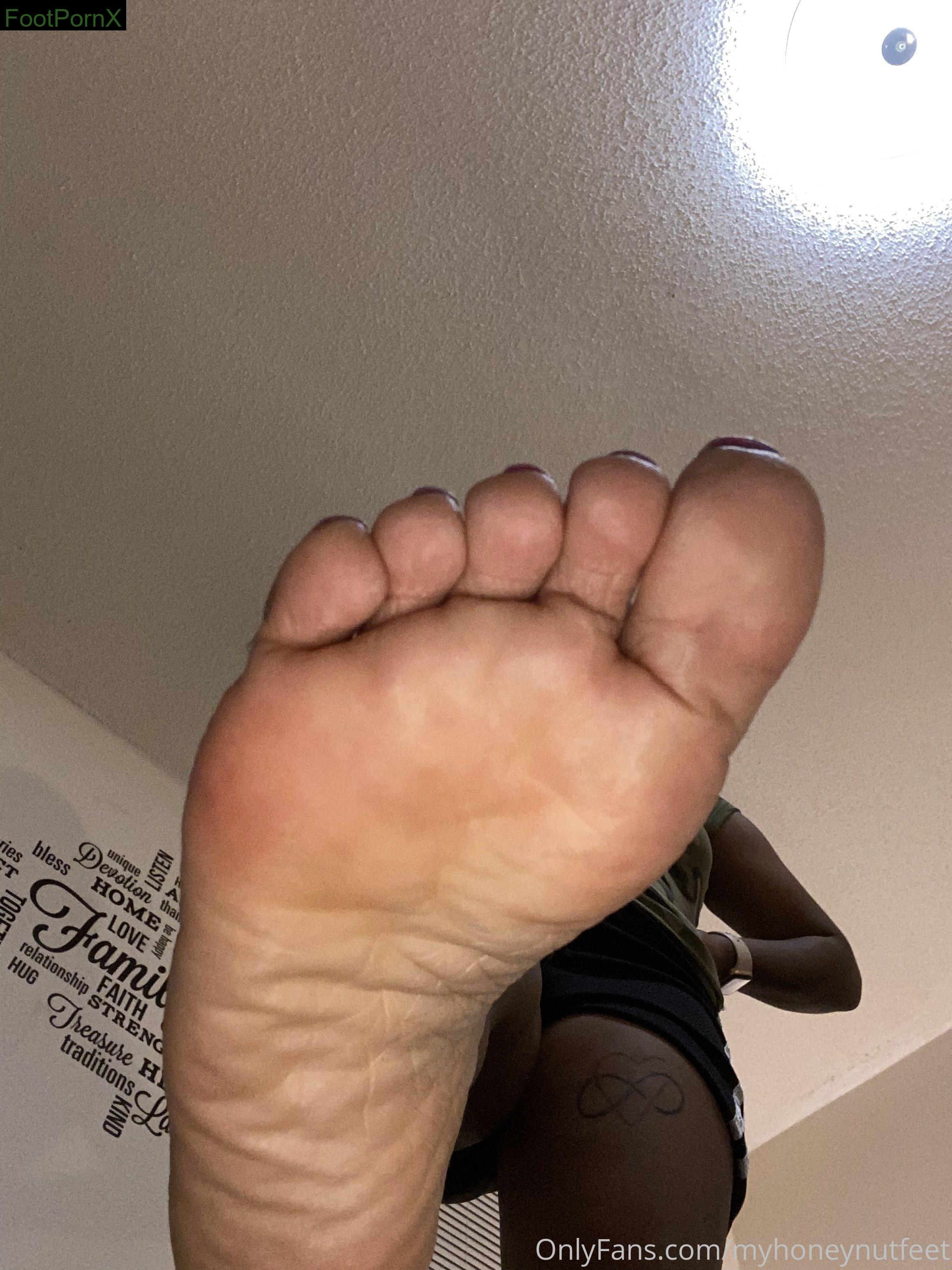 myhoneynutfeet feet photo 3