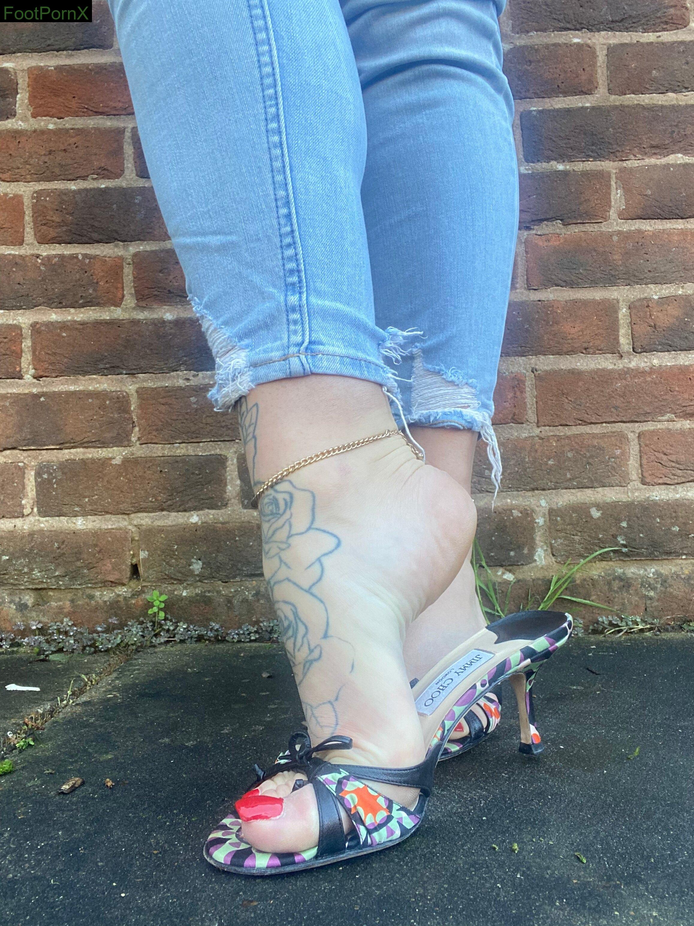bunnythefootmodel feet photo 19