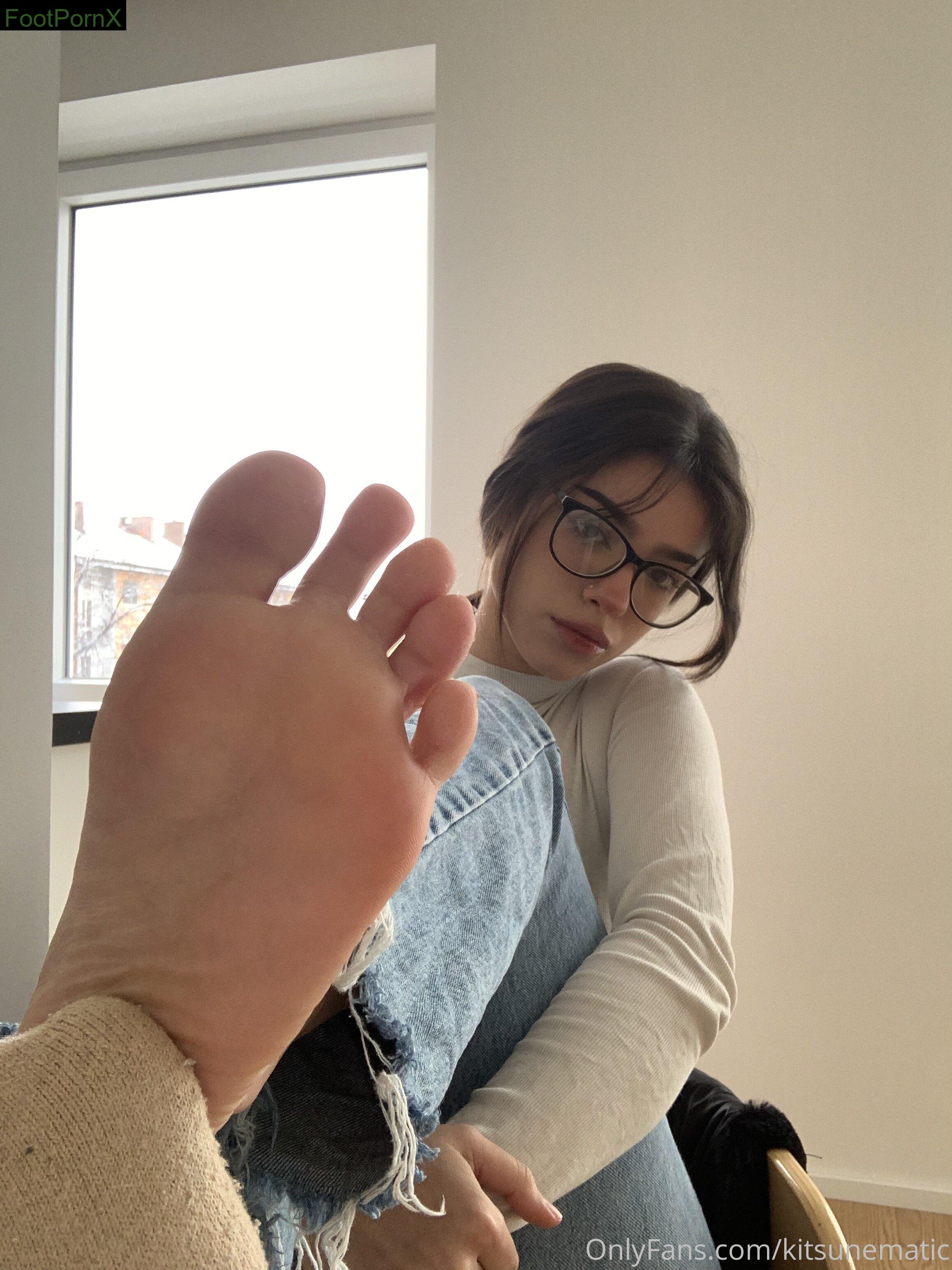 kitsunematic feet photo 23