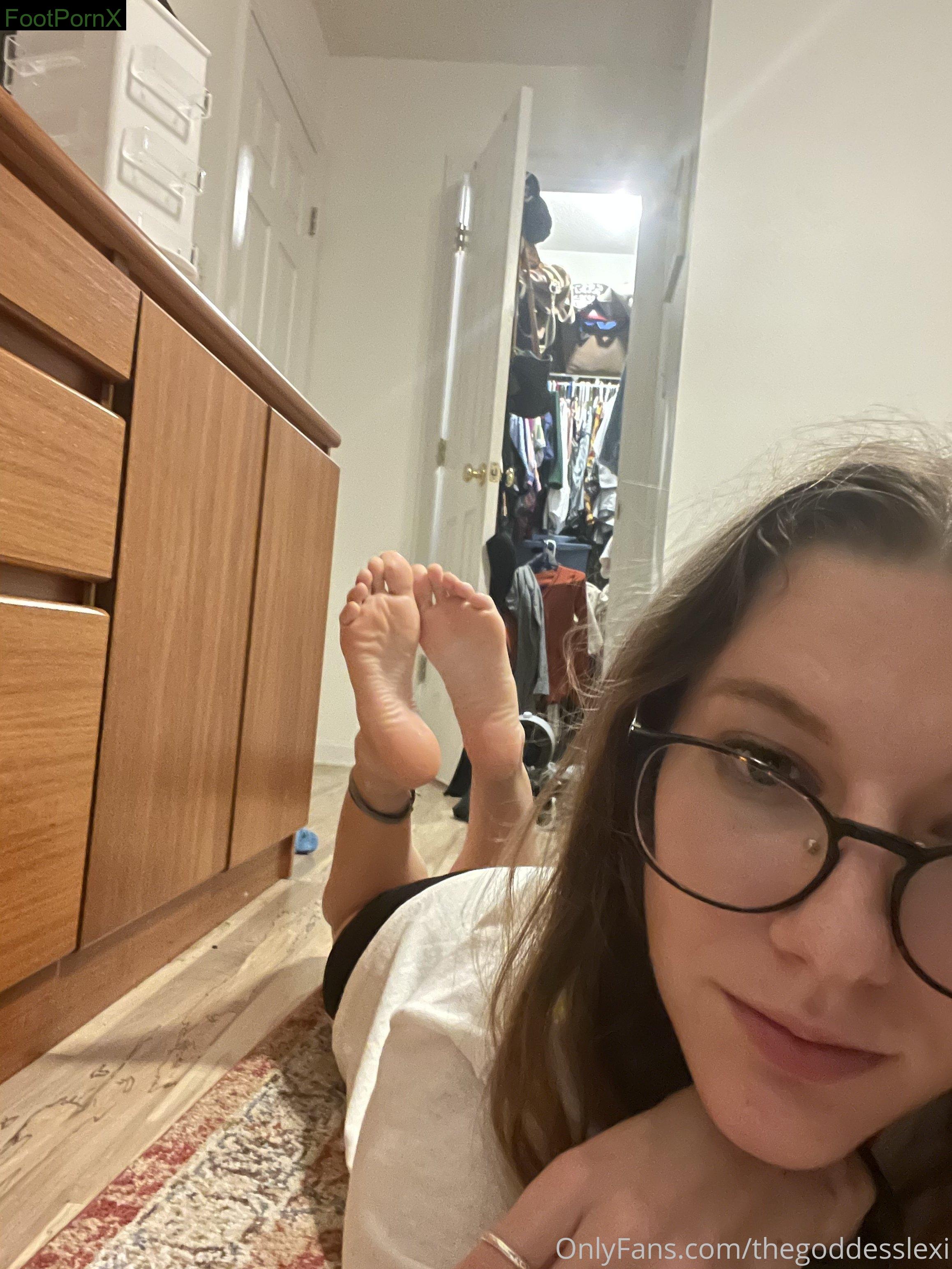 thegoddesslexi feet photo 18