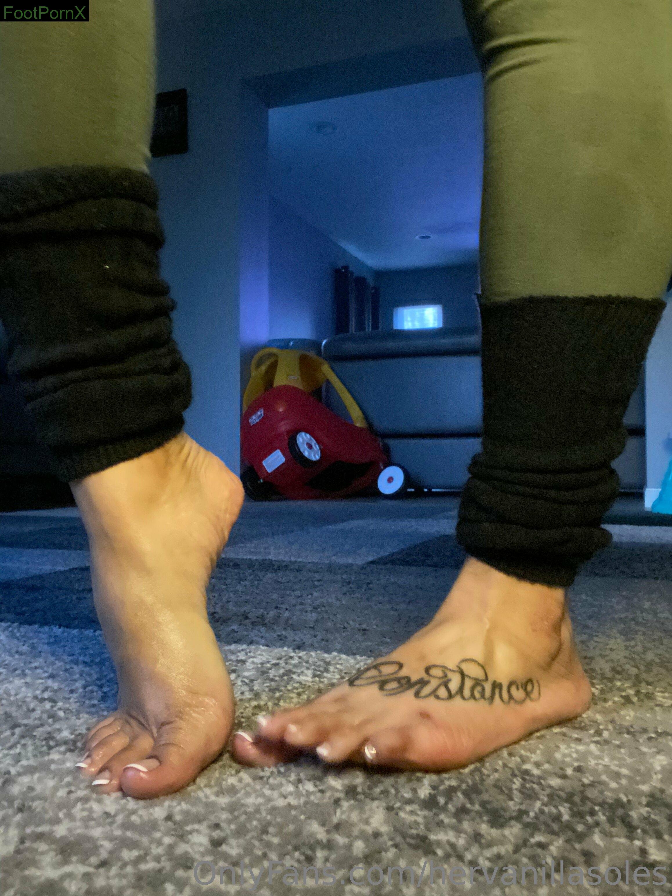 hervanillasoles feet photo 9