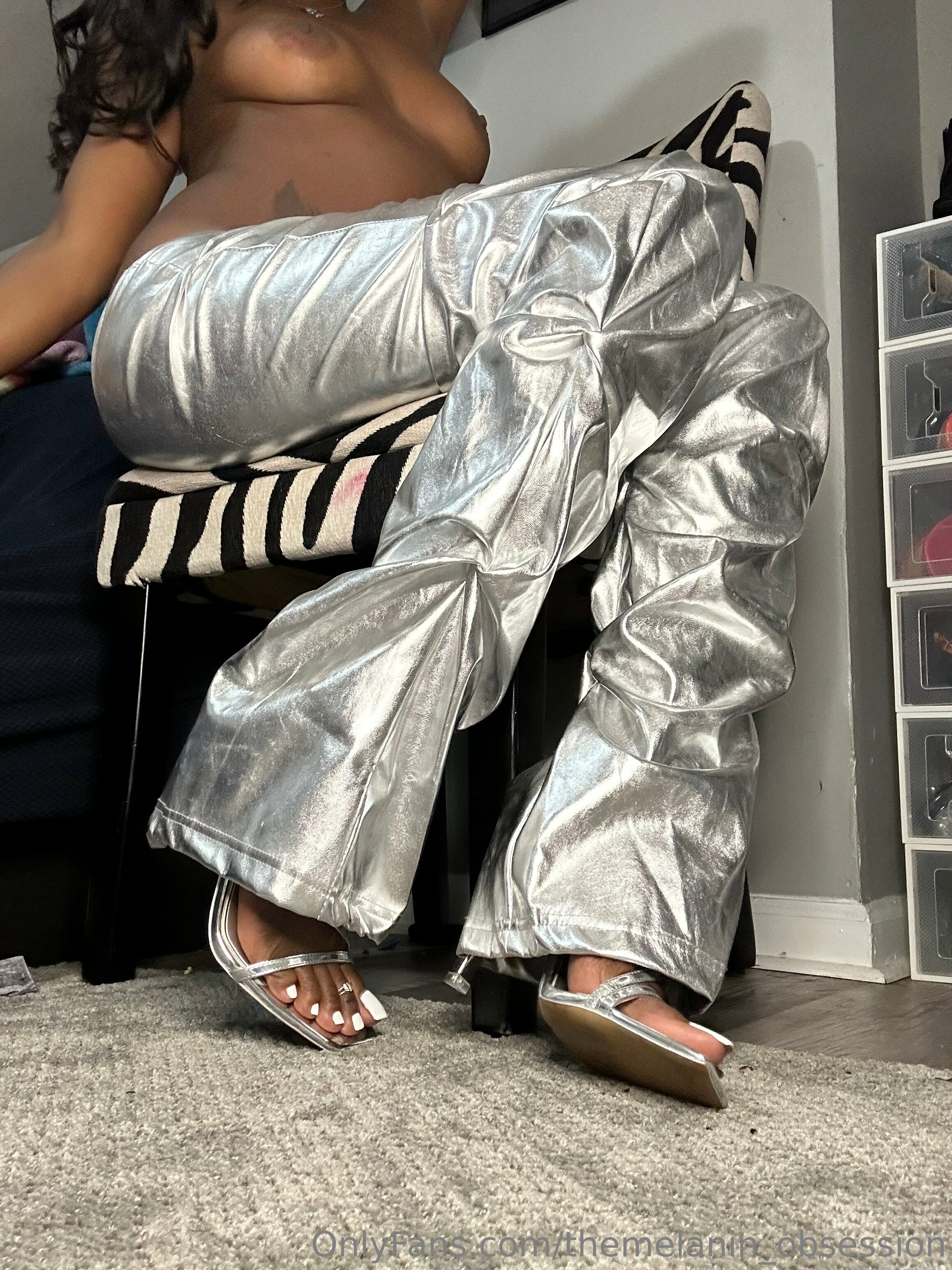 themelanin_obsession feet photo 8