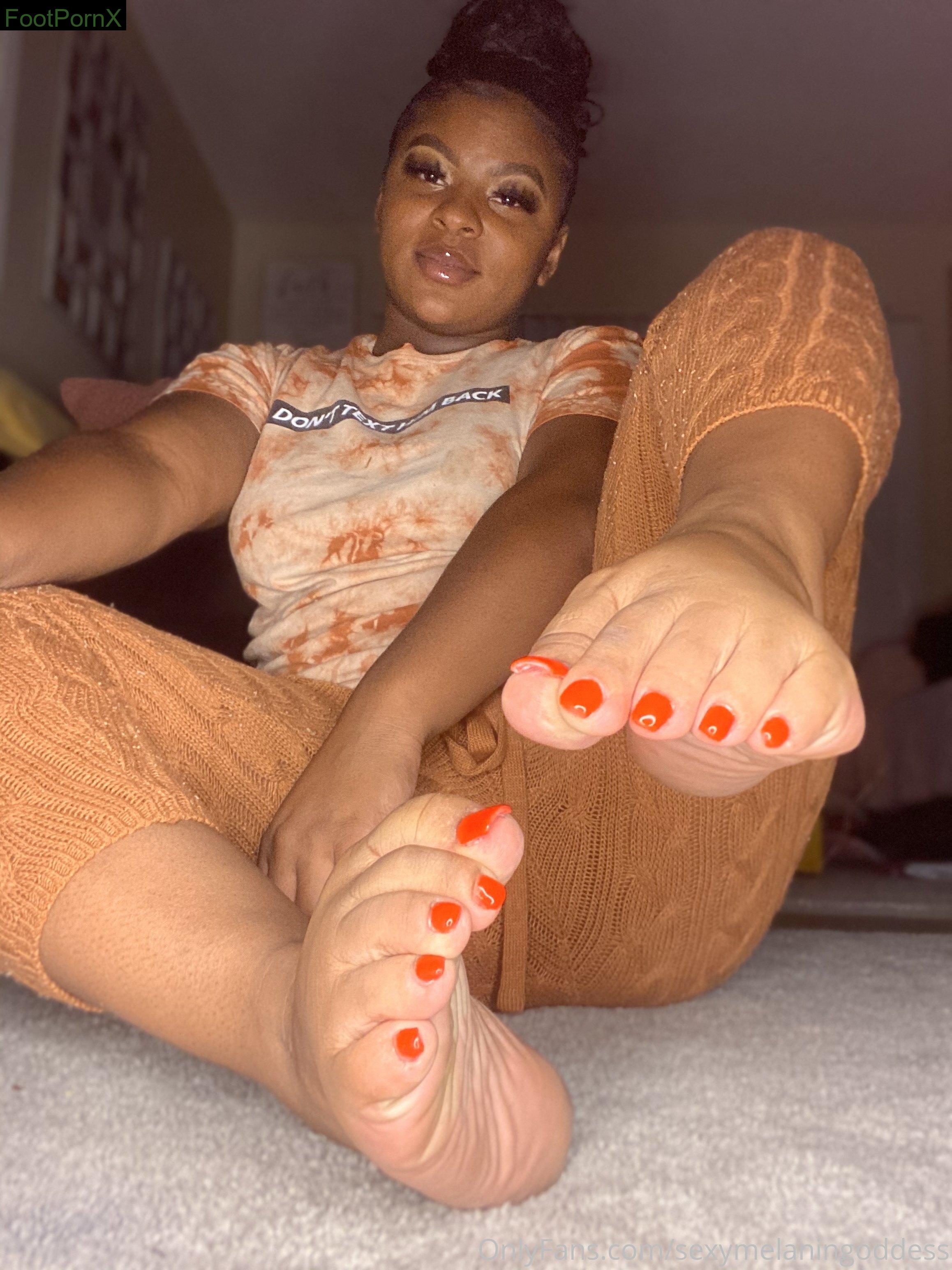 sexymelaningoddess feet photo 24