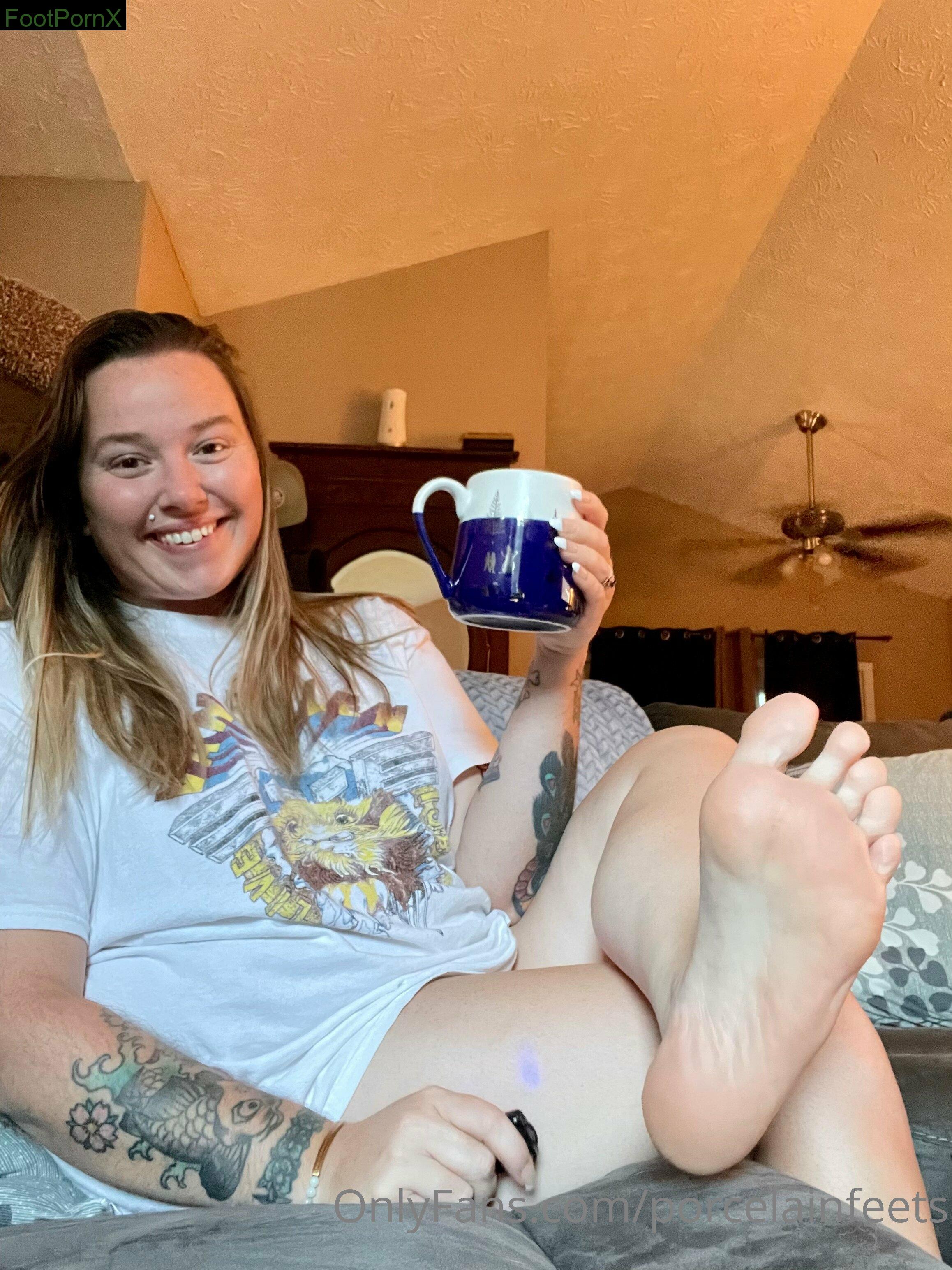 porcelainfeets feet photo 10