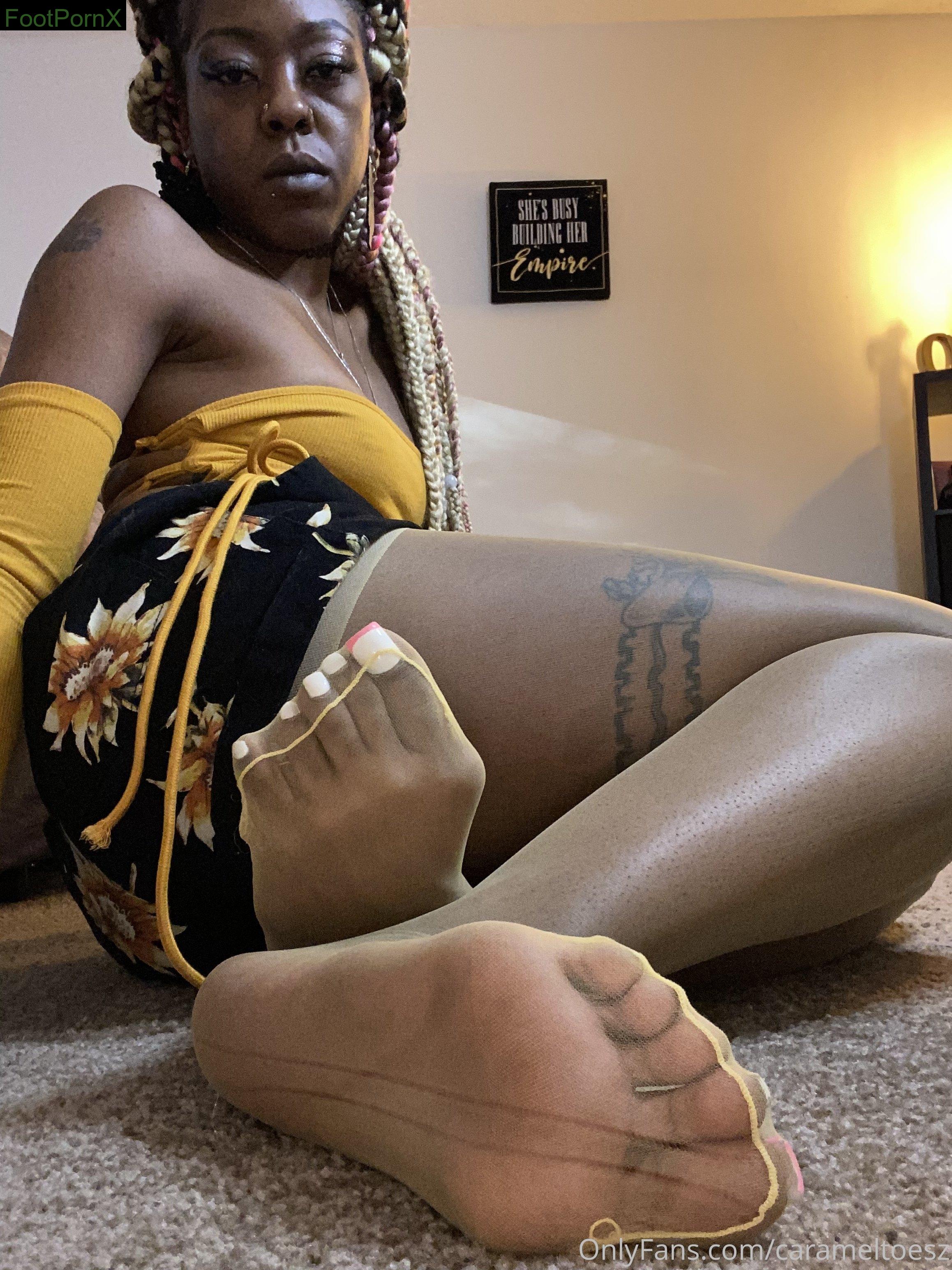 carameltoesz feet photo 4