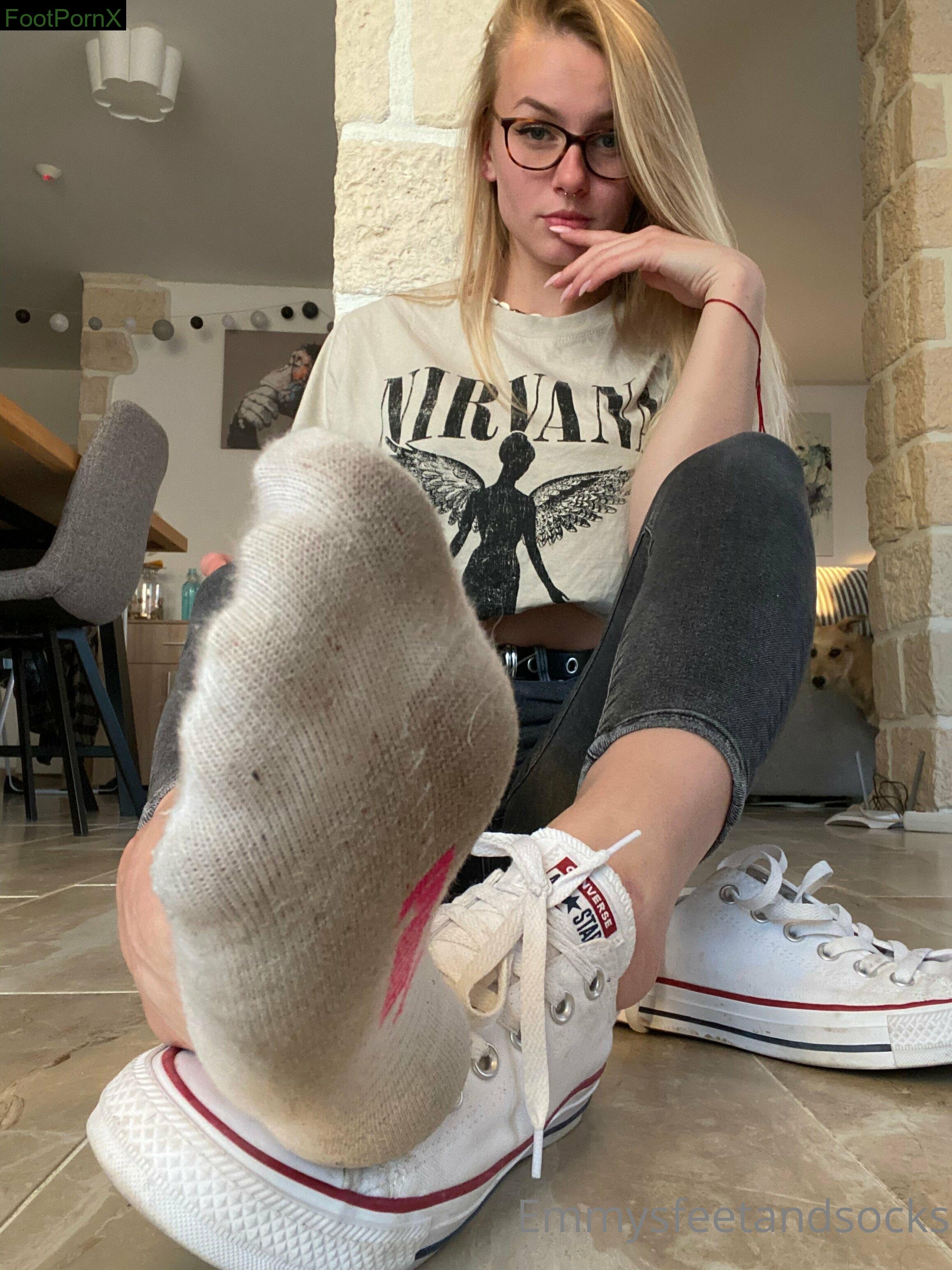 emmyfeetandsocks feet photo 16