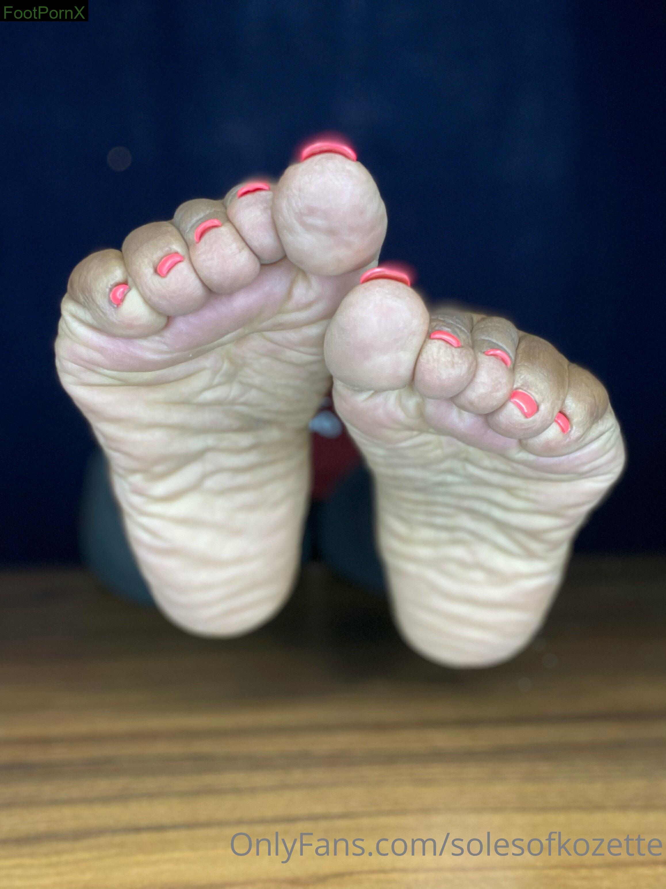 solesofkozette feet photo 2