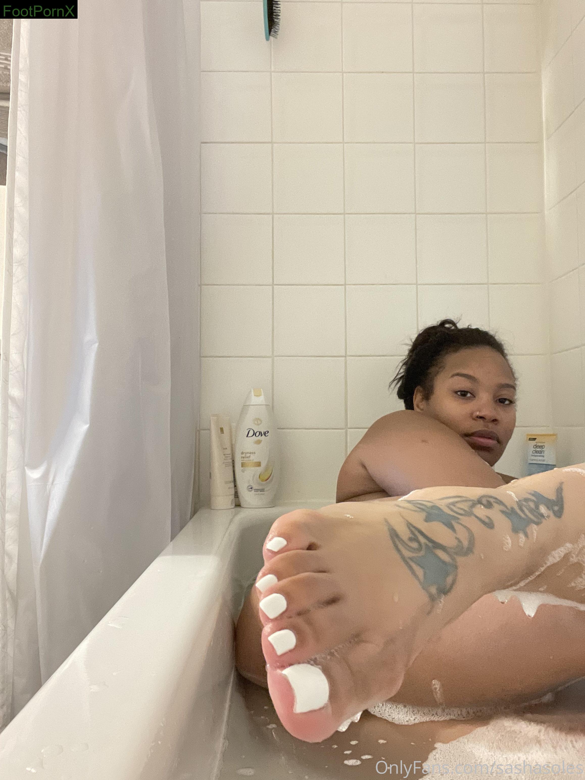 sashamonaesoles feet photo 21