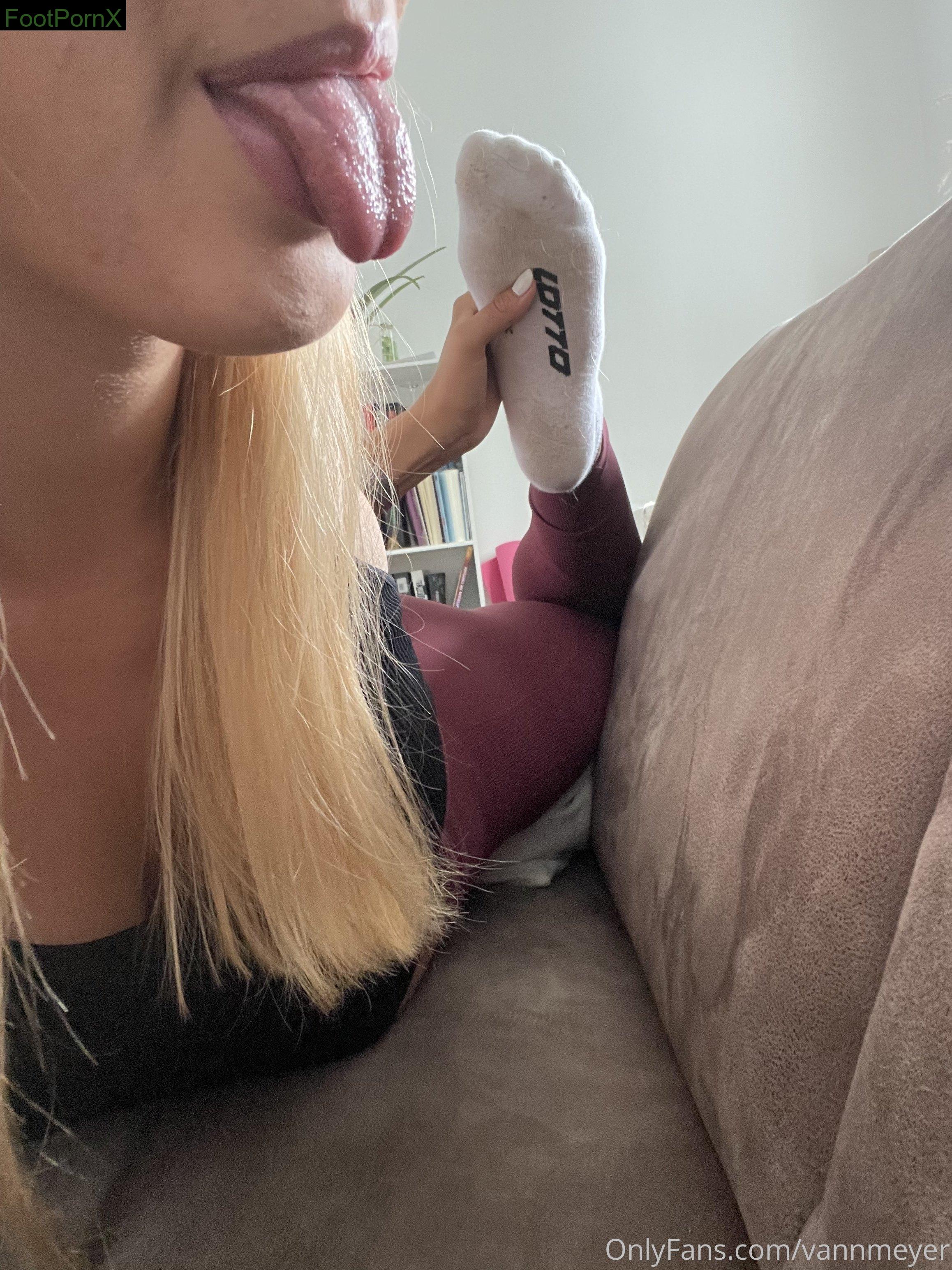 vannmeyer feet photo 14