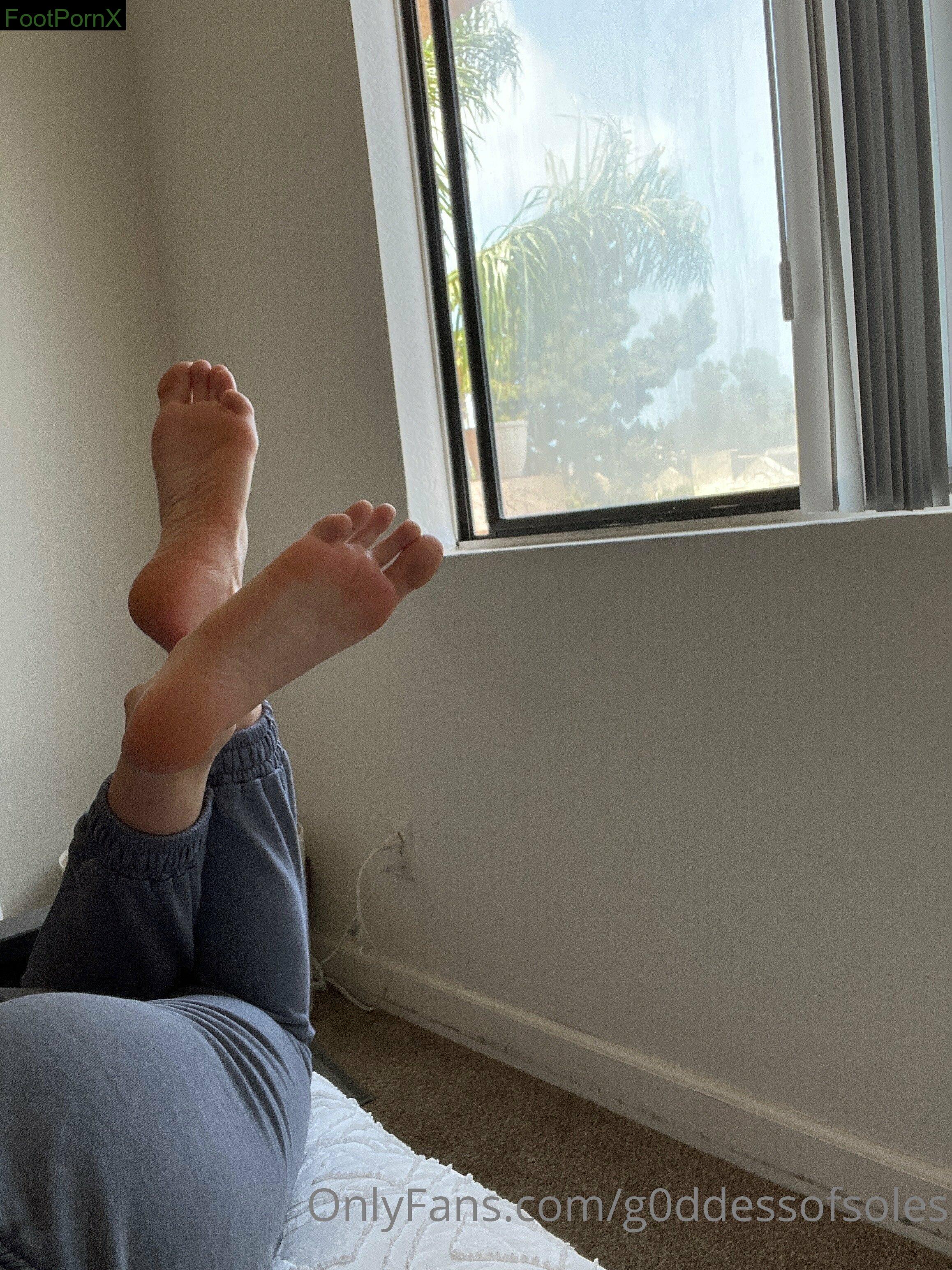g0ddessofsoles feet photo 19
