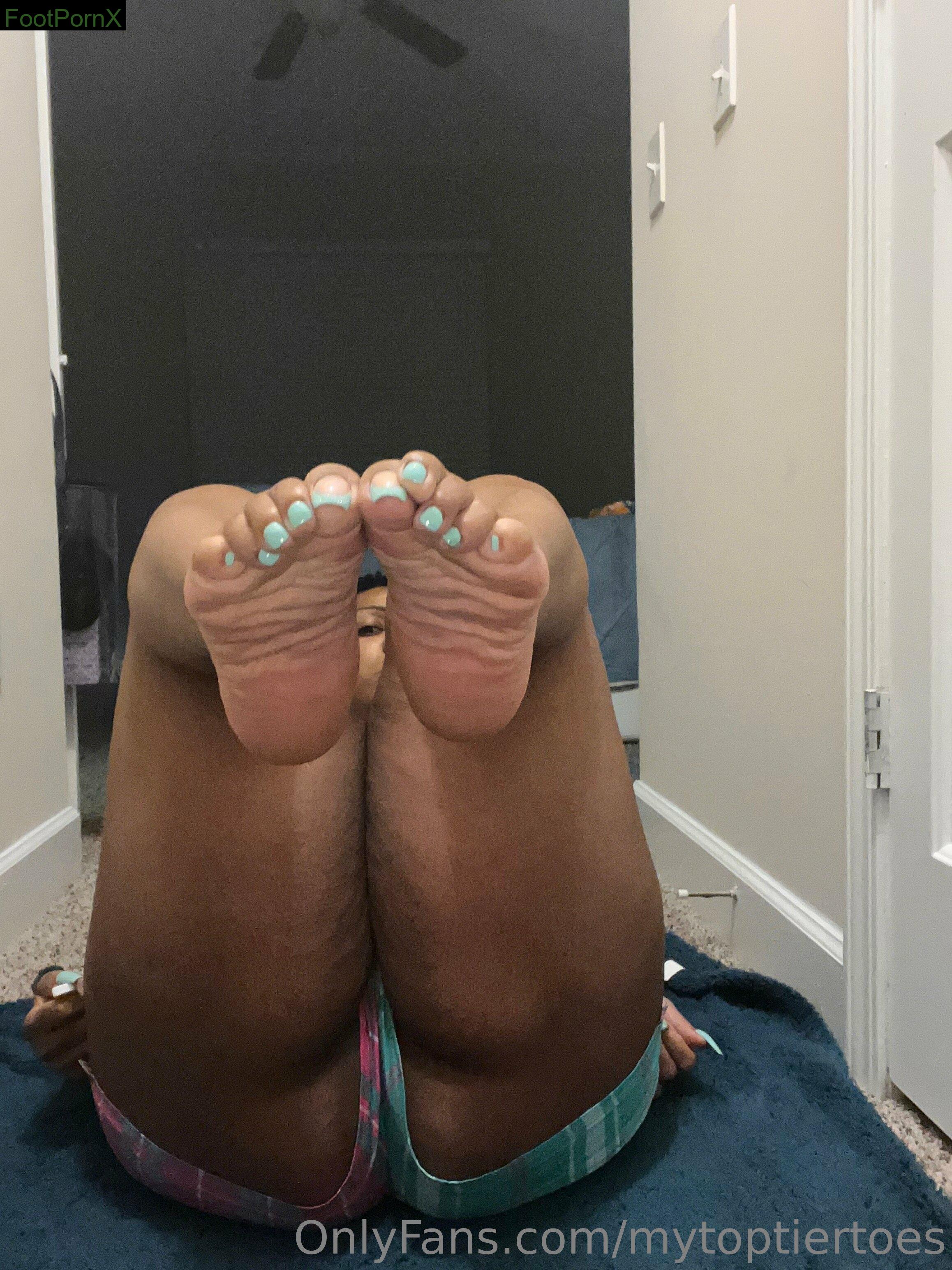 mytoptiertoes feet photo 5