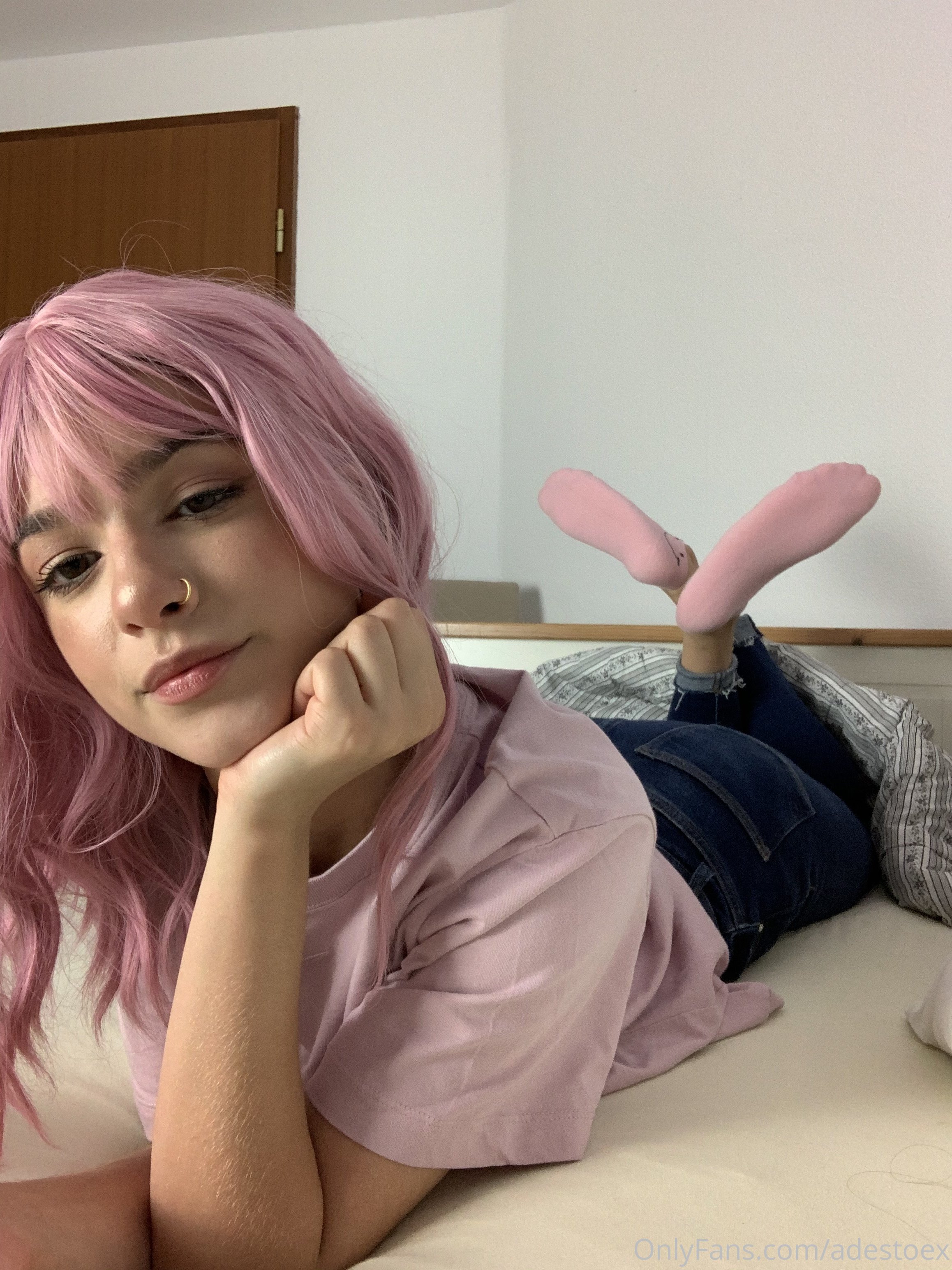 adestoex feet photo 23