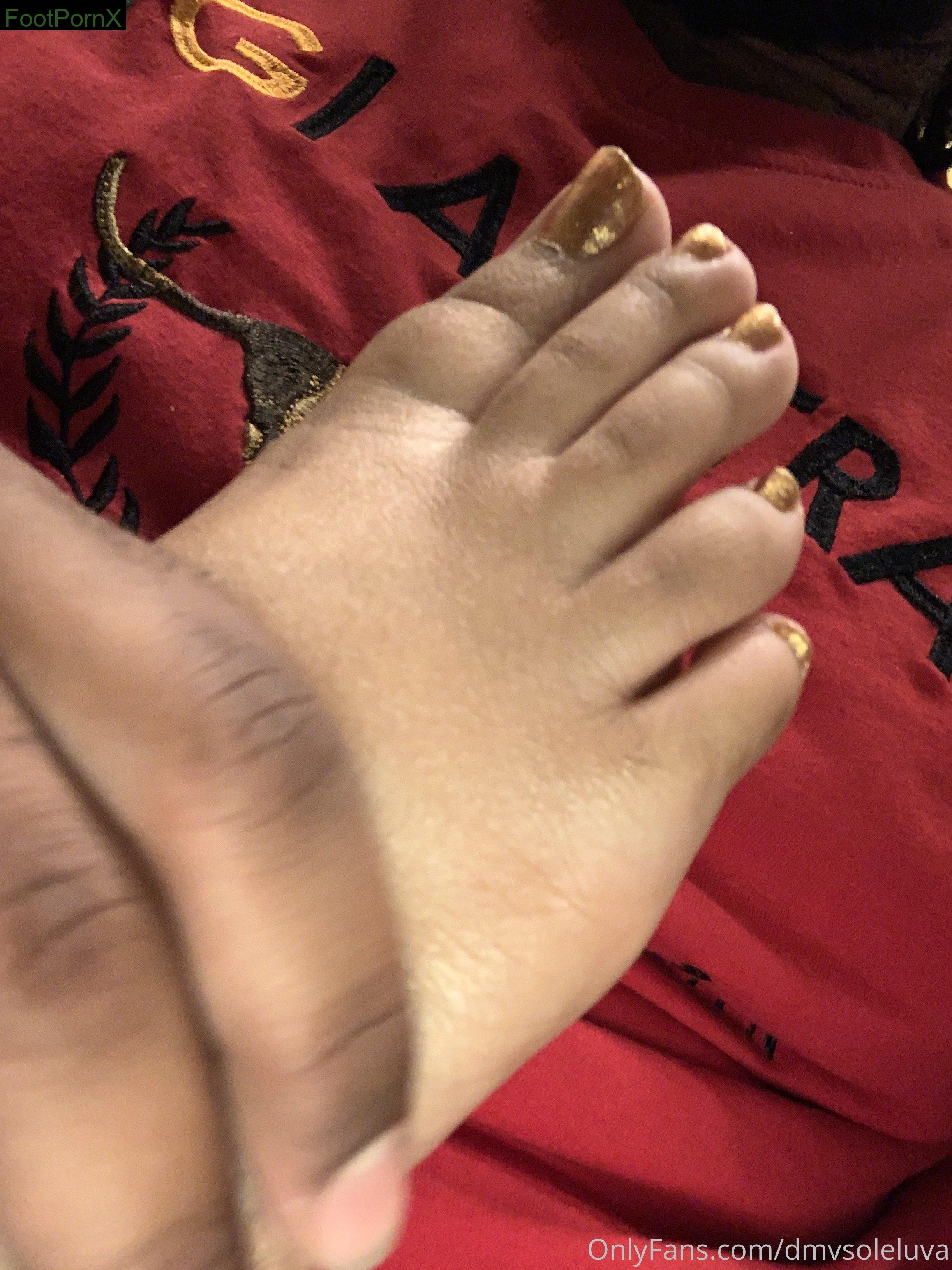 dmvsoleluva feet photo 3