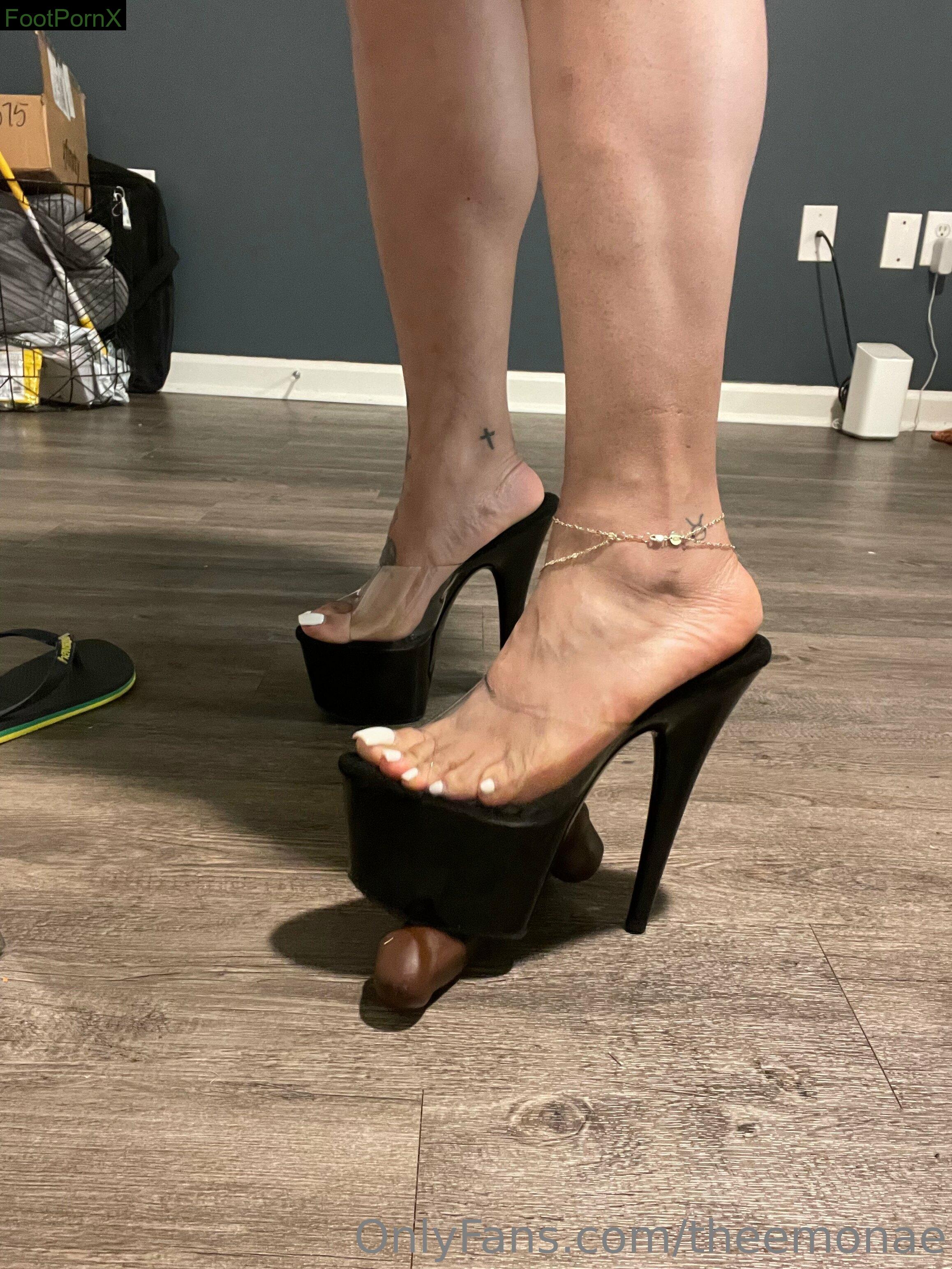 theemonae feet photo 12