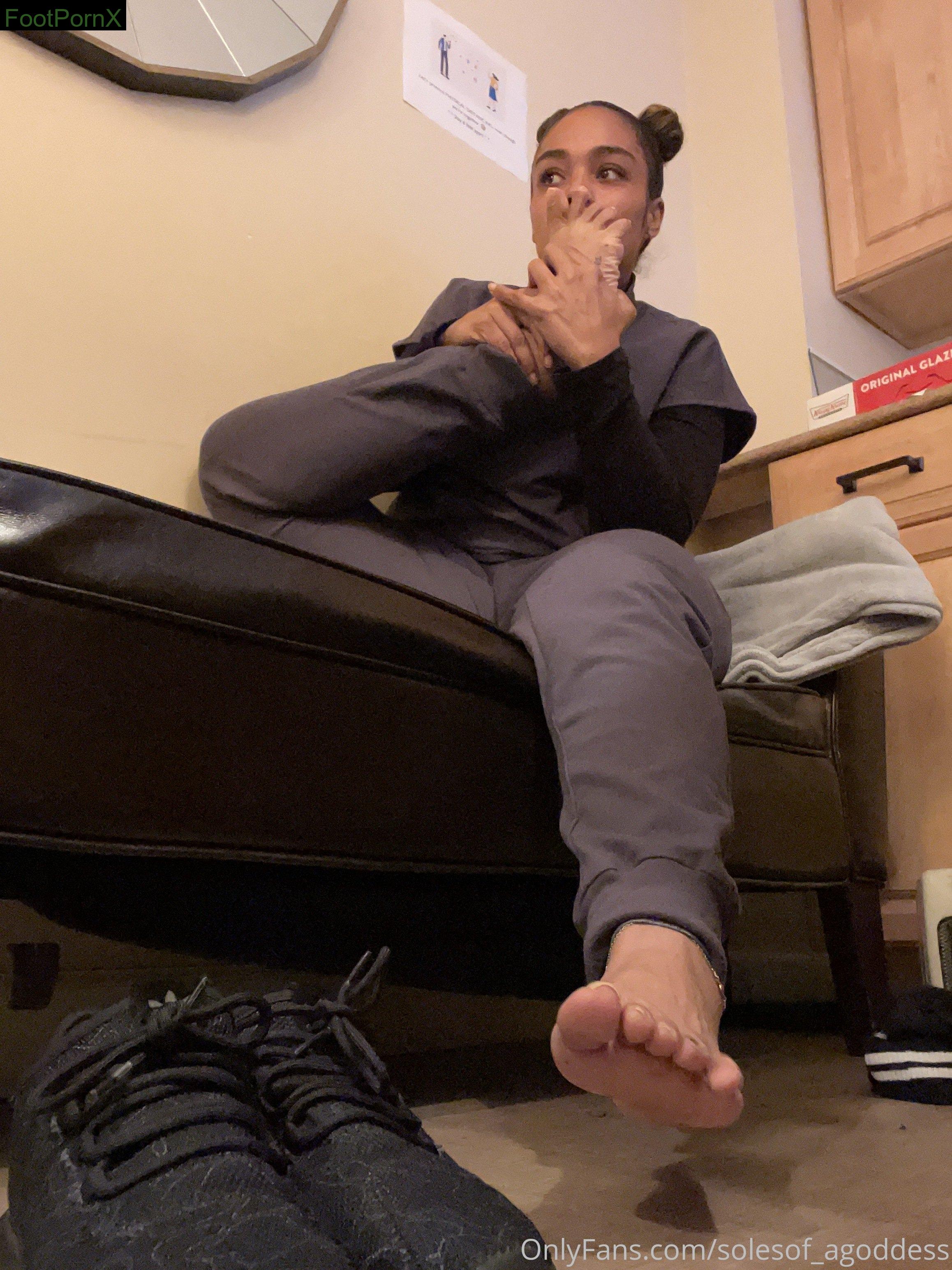 solesof_agoddess feet photo 6