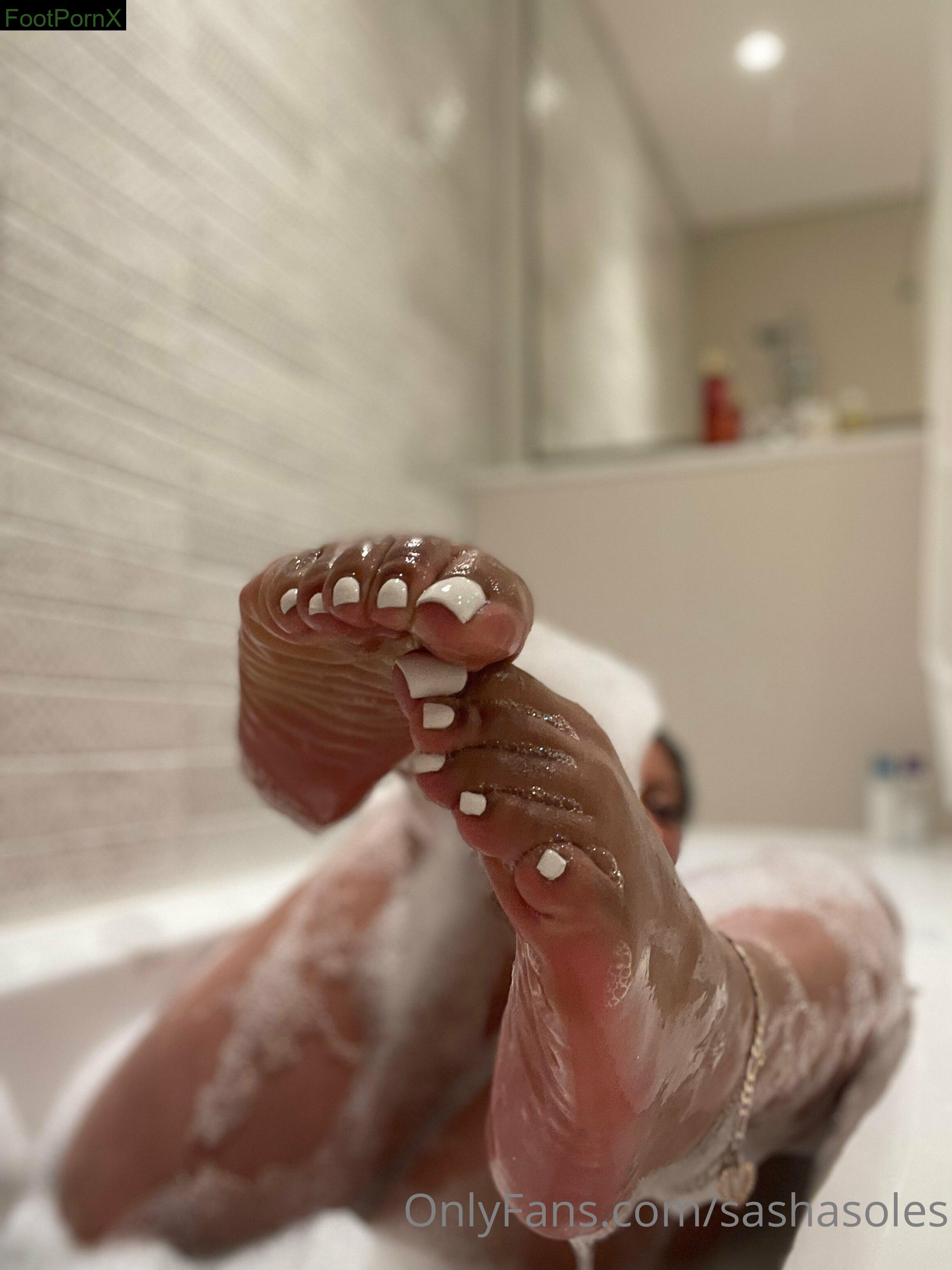 sashamonaesoles feet photo 17