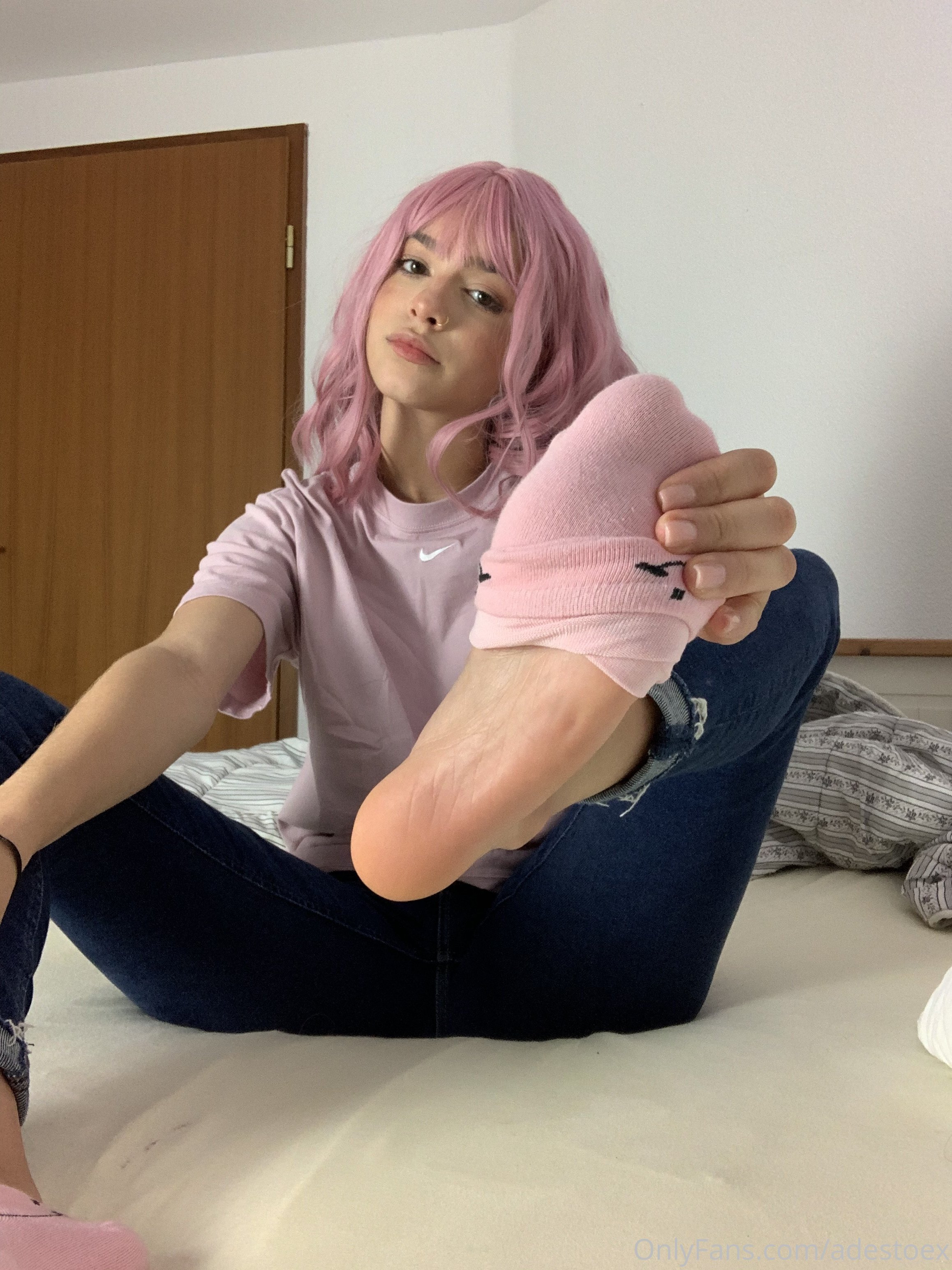 adestoex feet photo 24