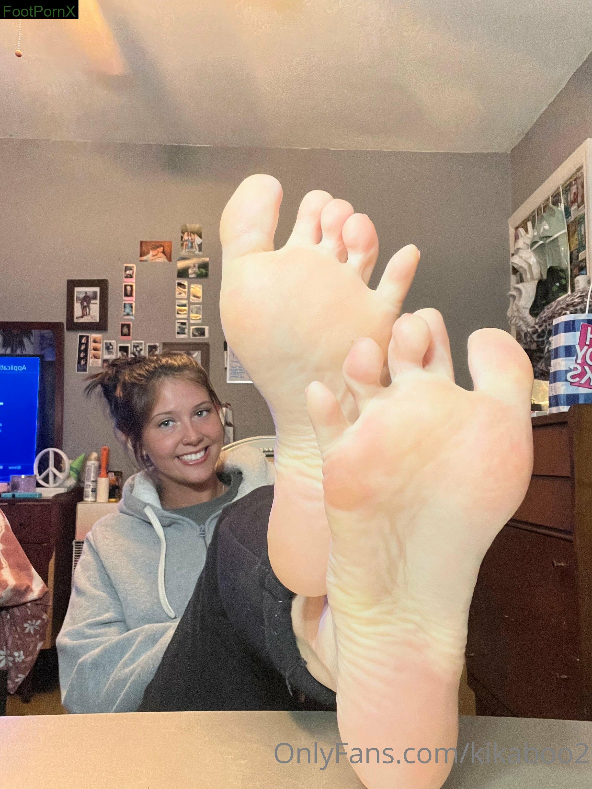 kikaboo2 feet photo 9