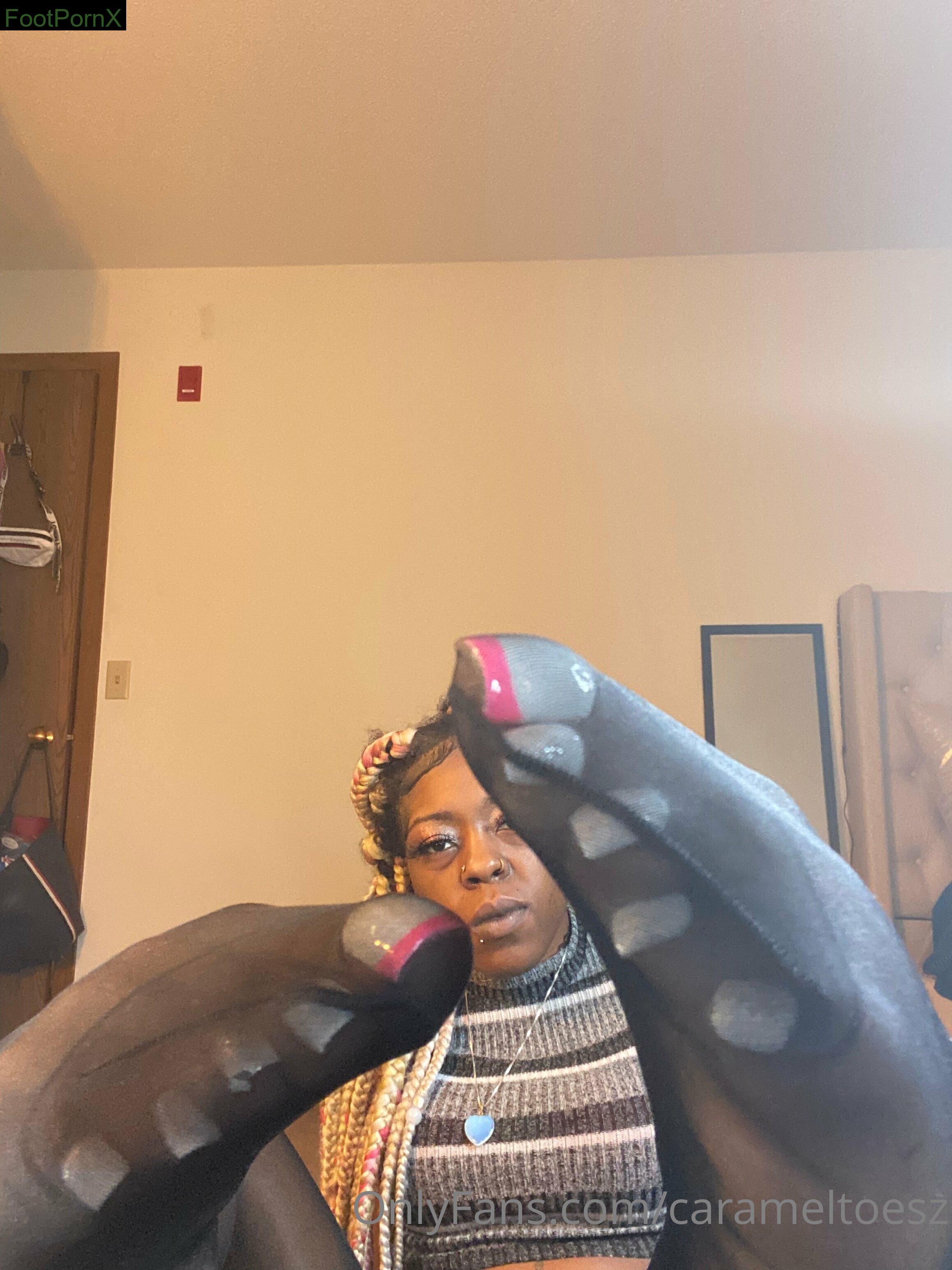carameltoesz feet photo 24