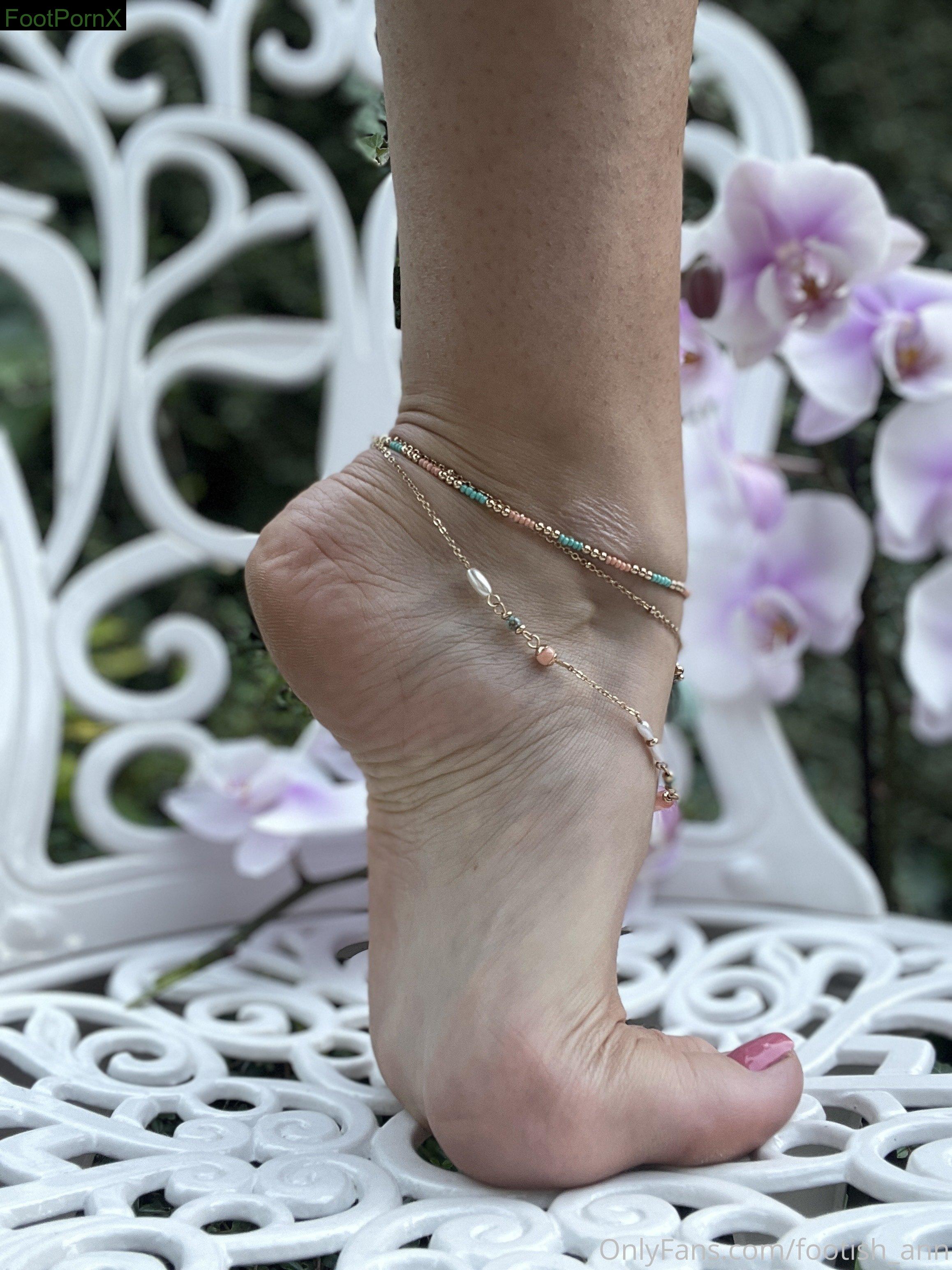 footish_ann feet photo 17