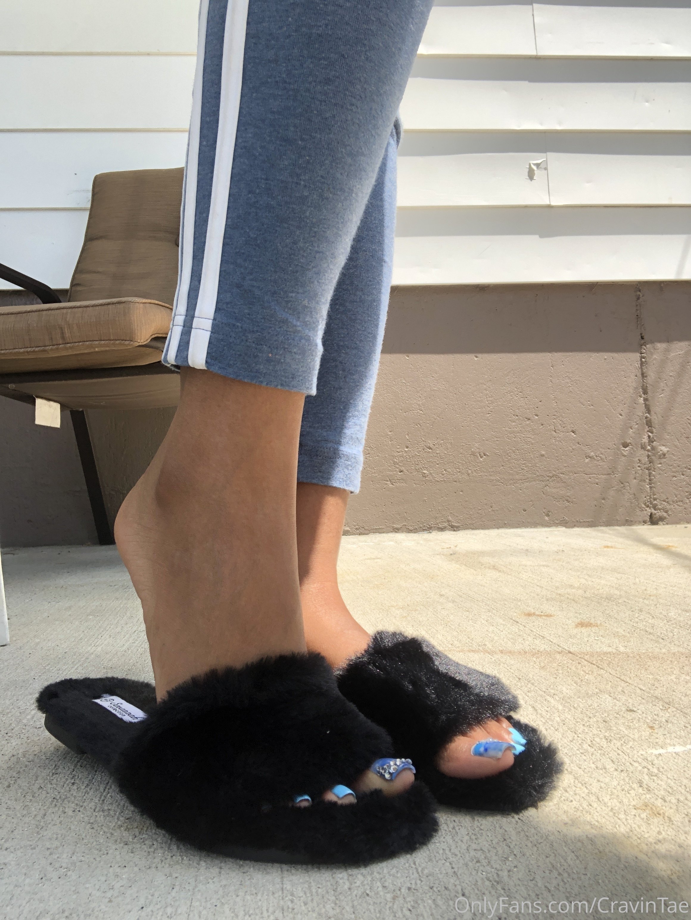 cravintae feet photo 5