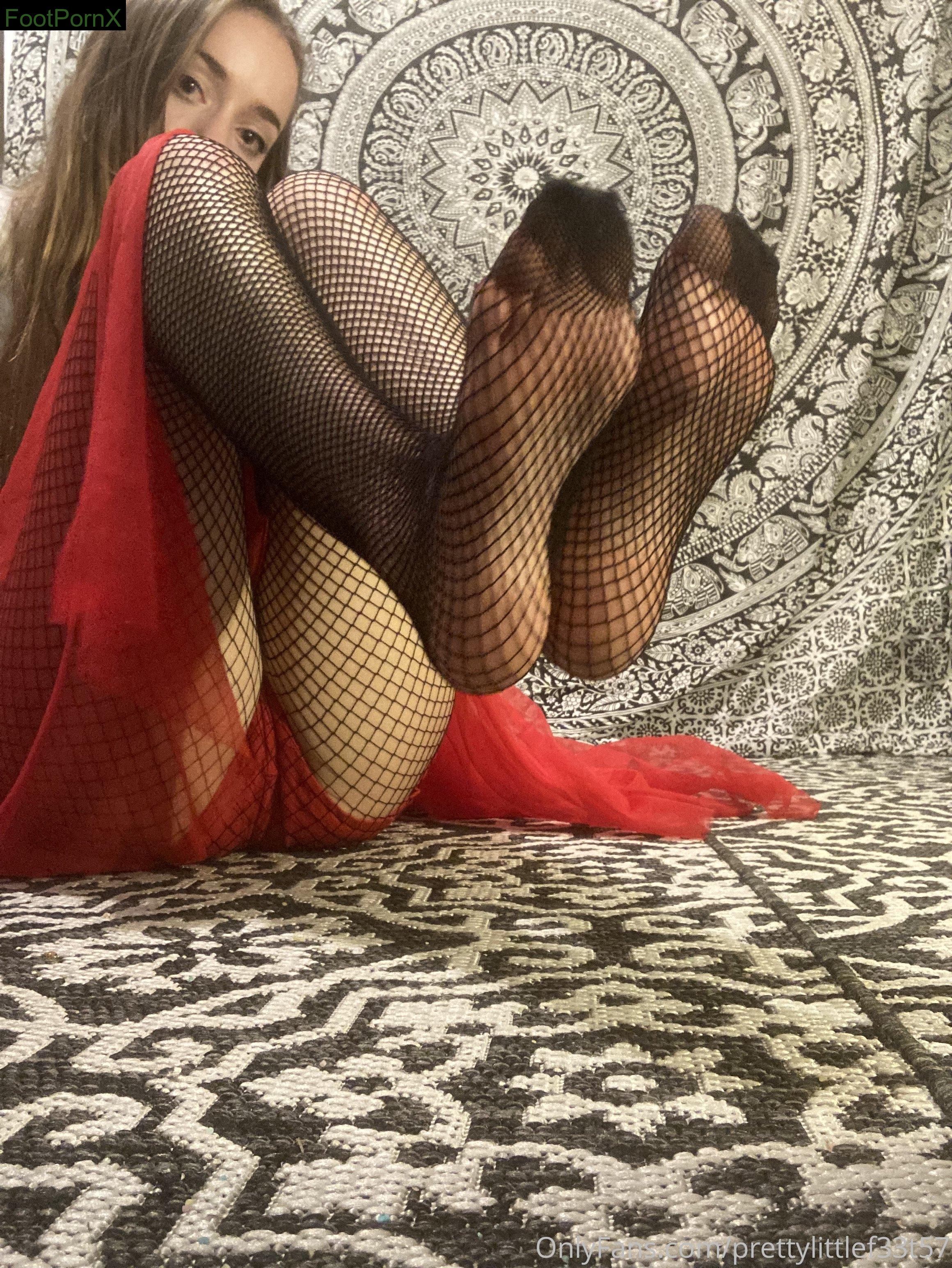 prettylittlef33t57 feet photo 19