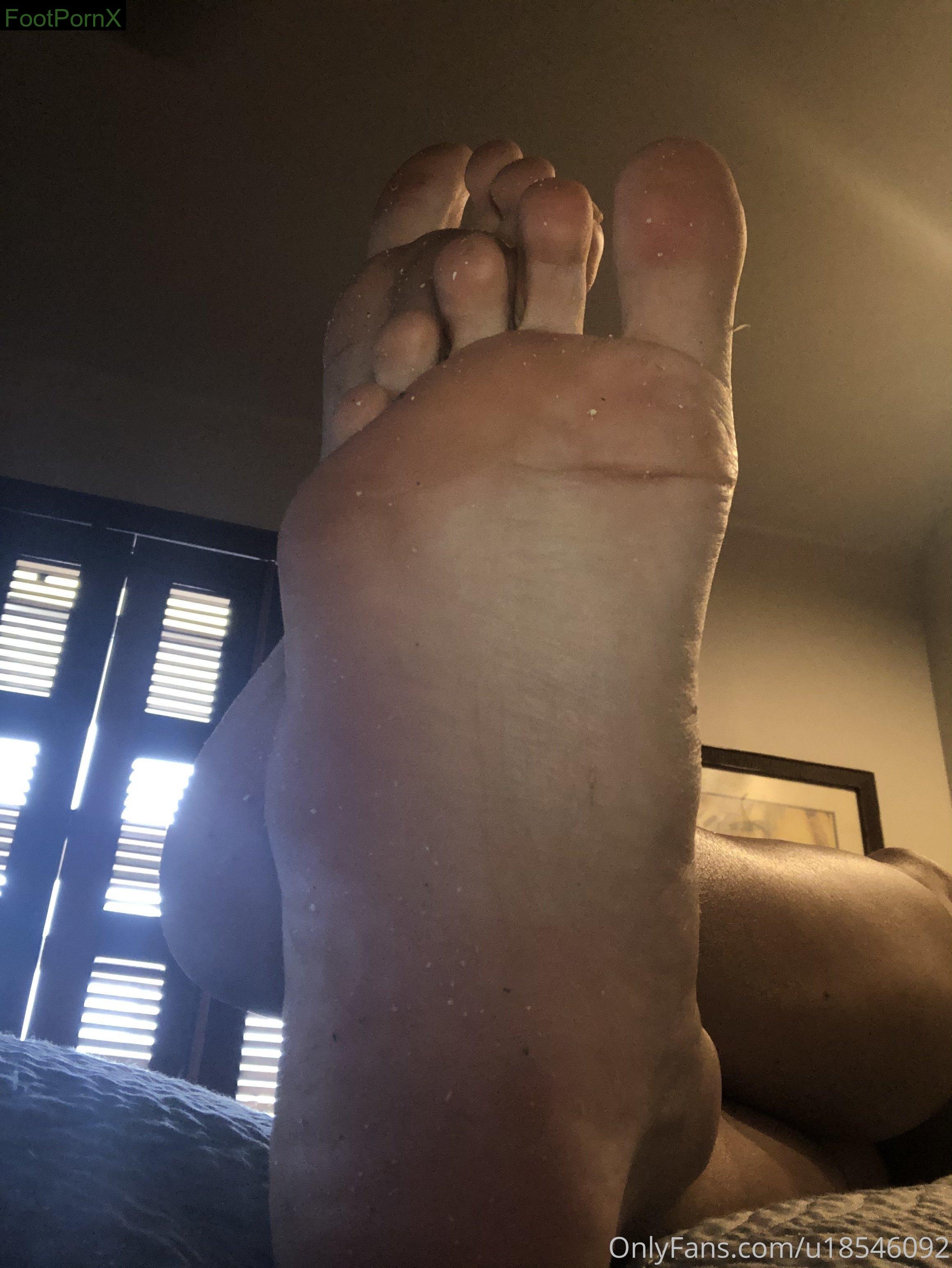 thebarefootcutie feet photo 14