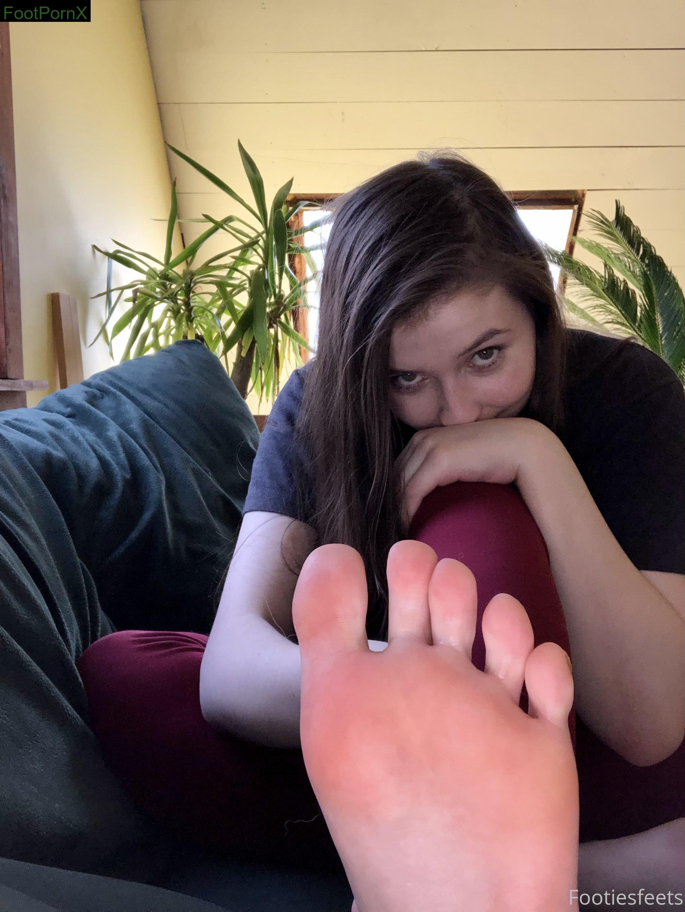 footiesfeets feet photo 21