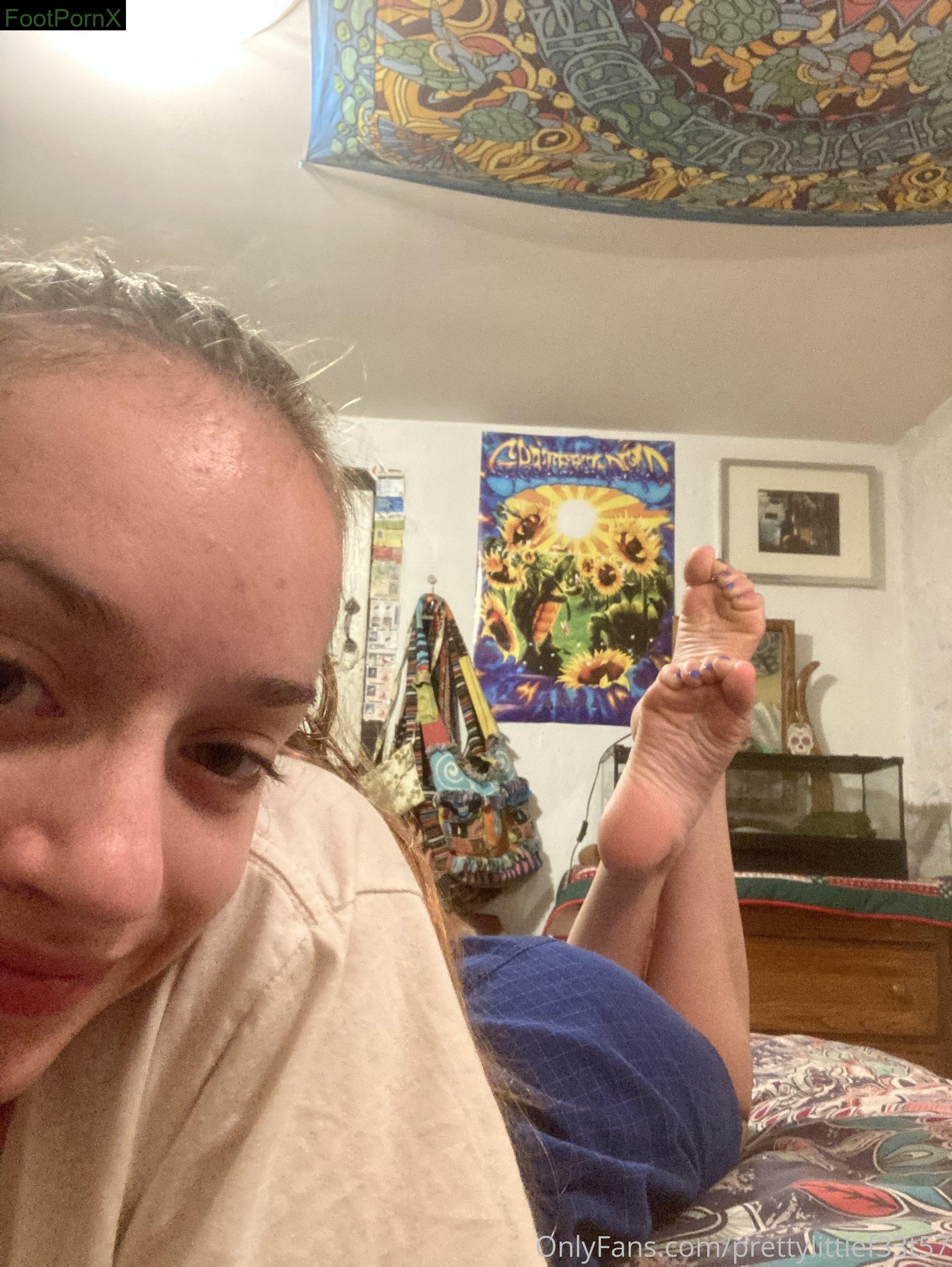 prettylittlef33t57 feet photo 21