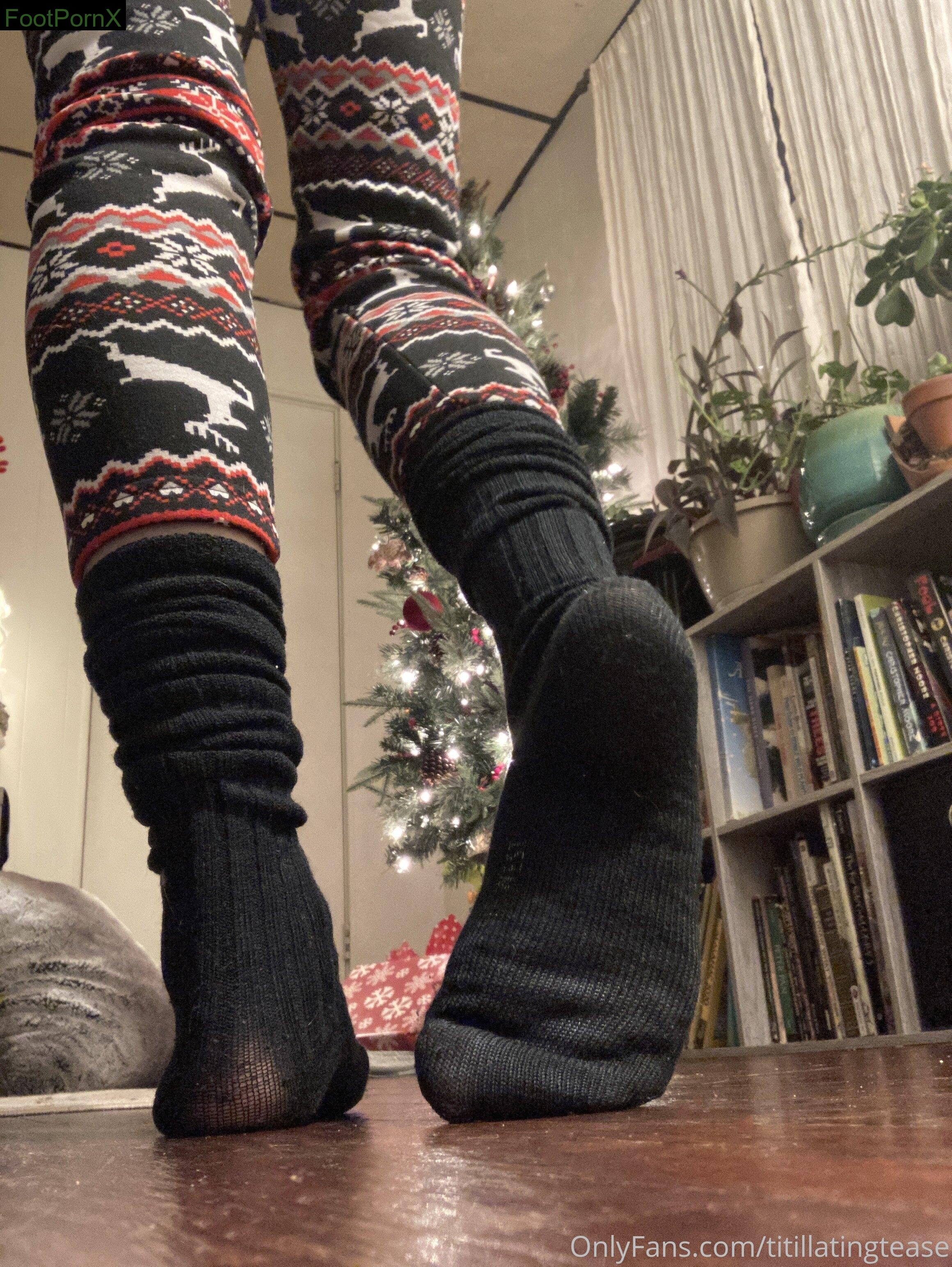 titillatingtease feet photo 4