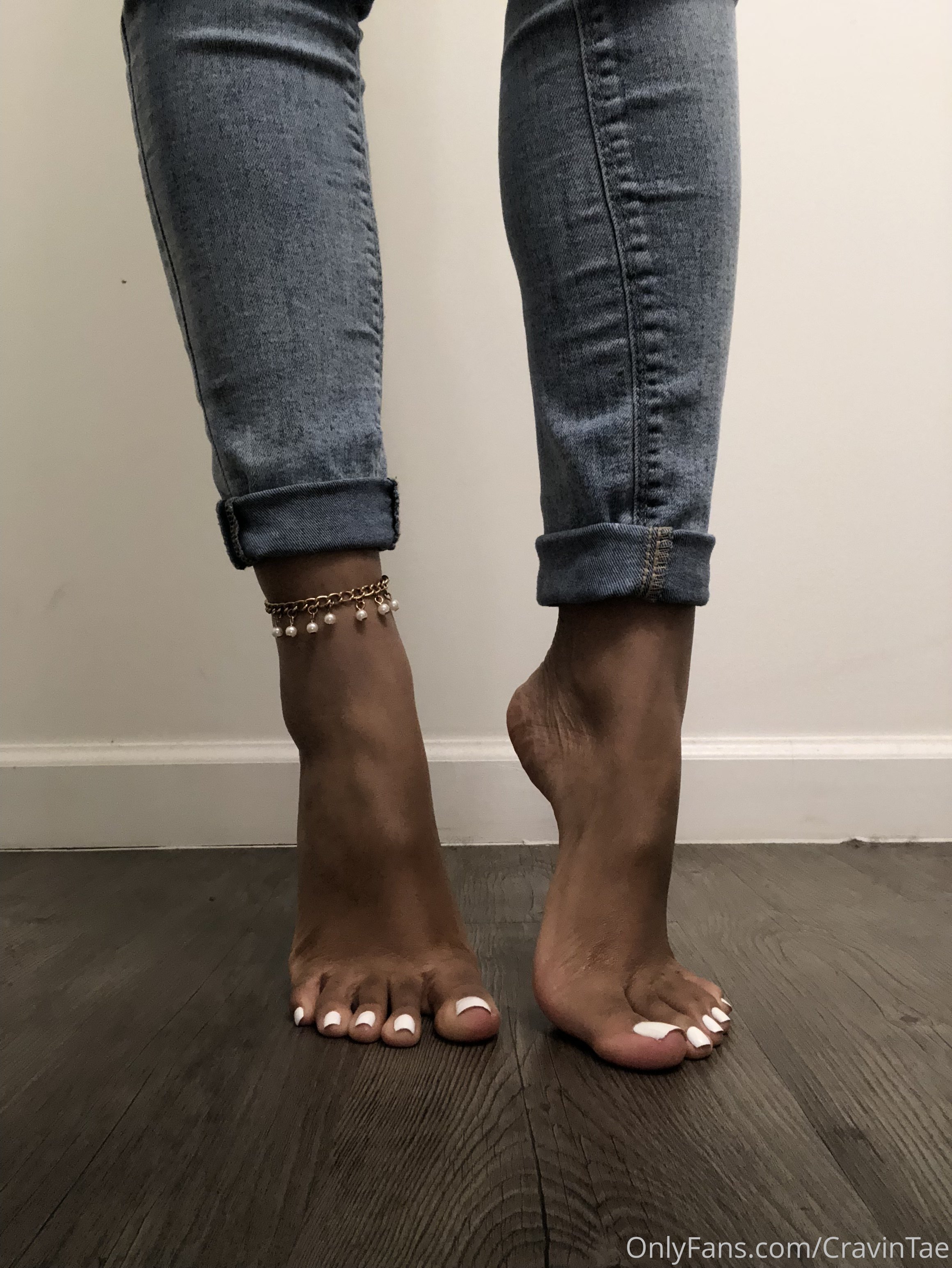 cravintae feet photo 18
