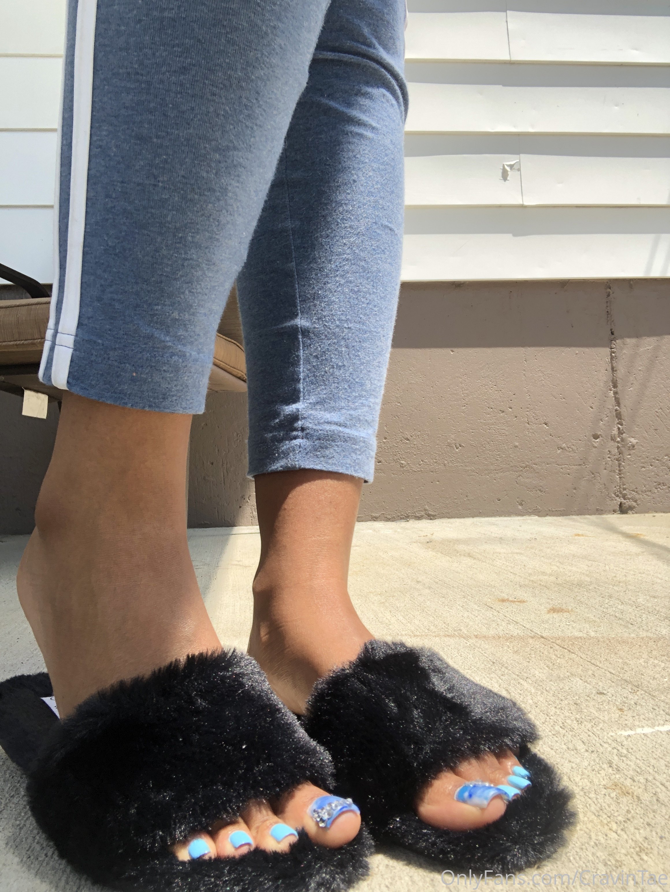 cravintae feet photo 17