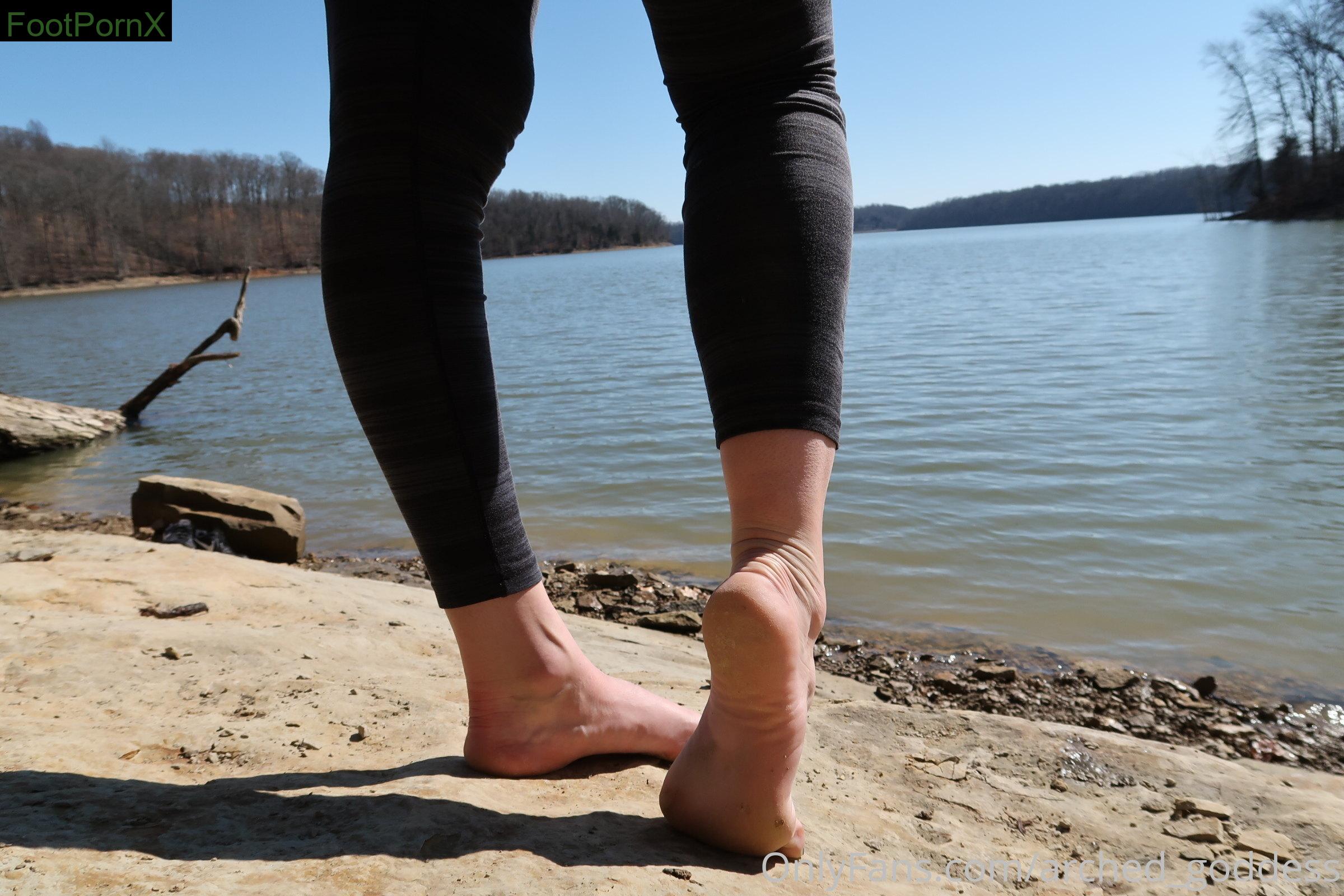 arched_goddess feet photo 6