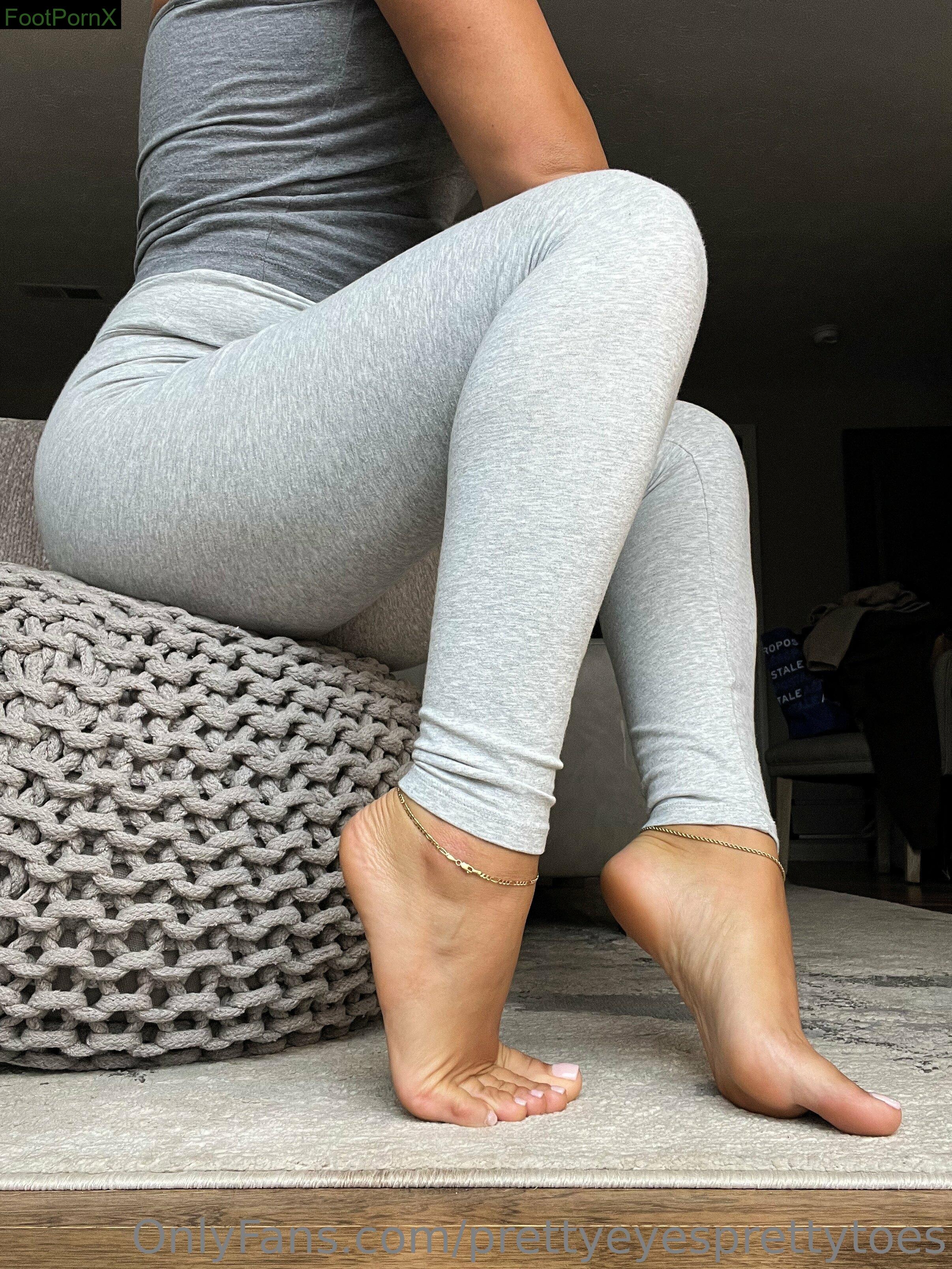 prettyeyesprettytoes feet photo 12