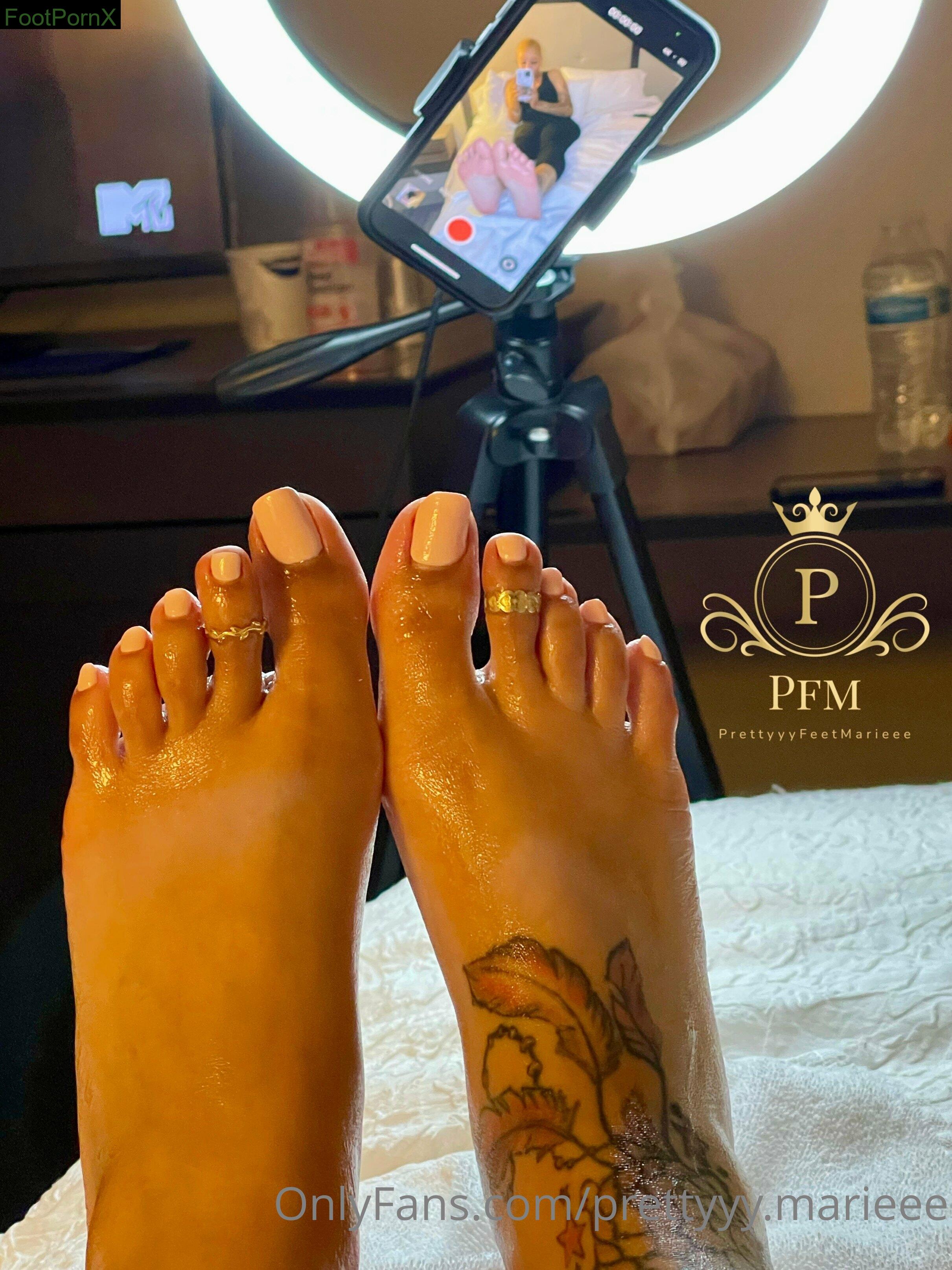 prettyyy.marieee feet photo 9