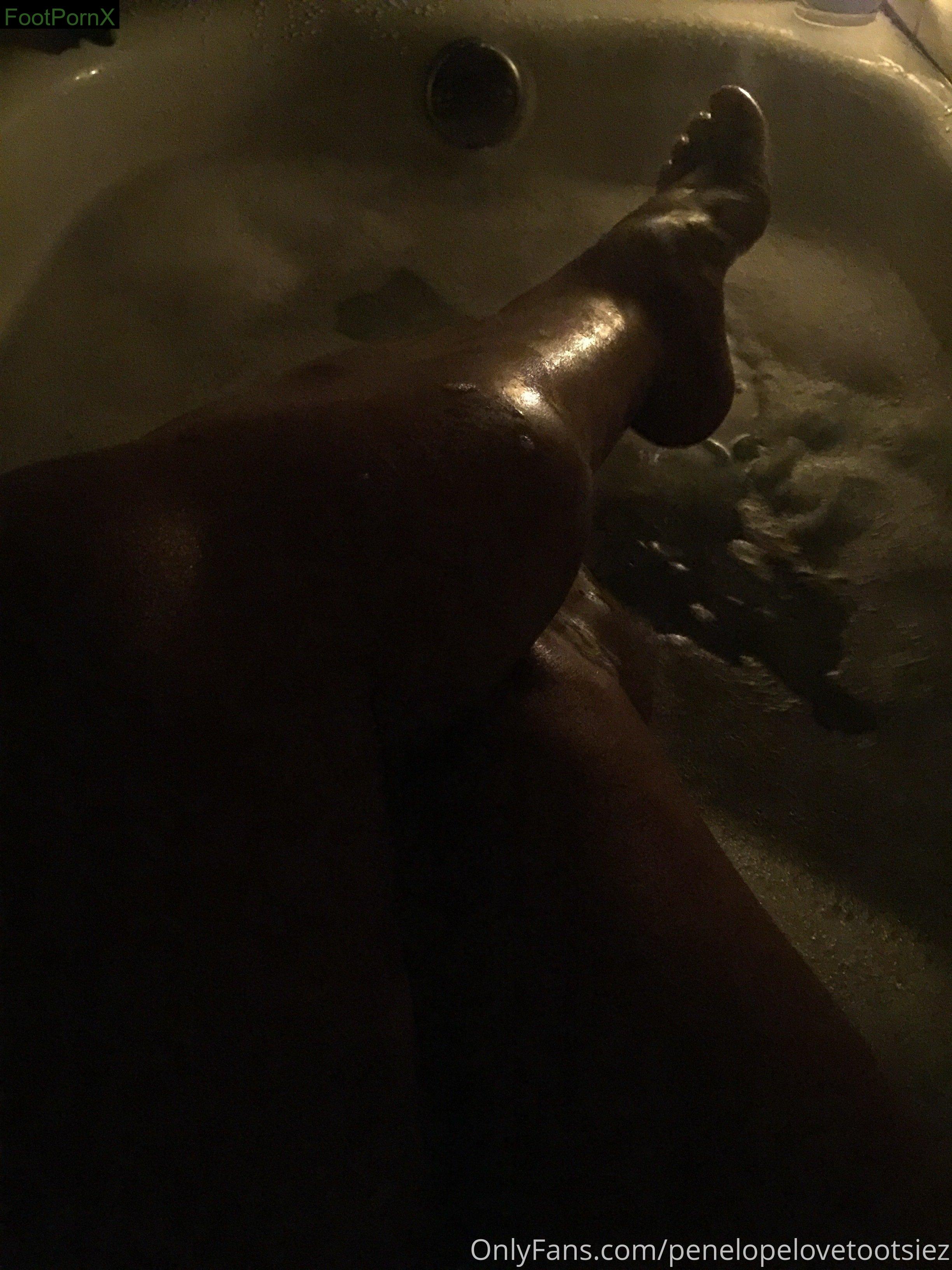 penelopelovetootsiez feet photo 15